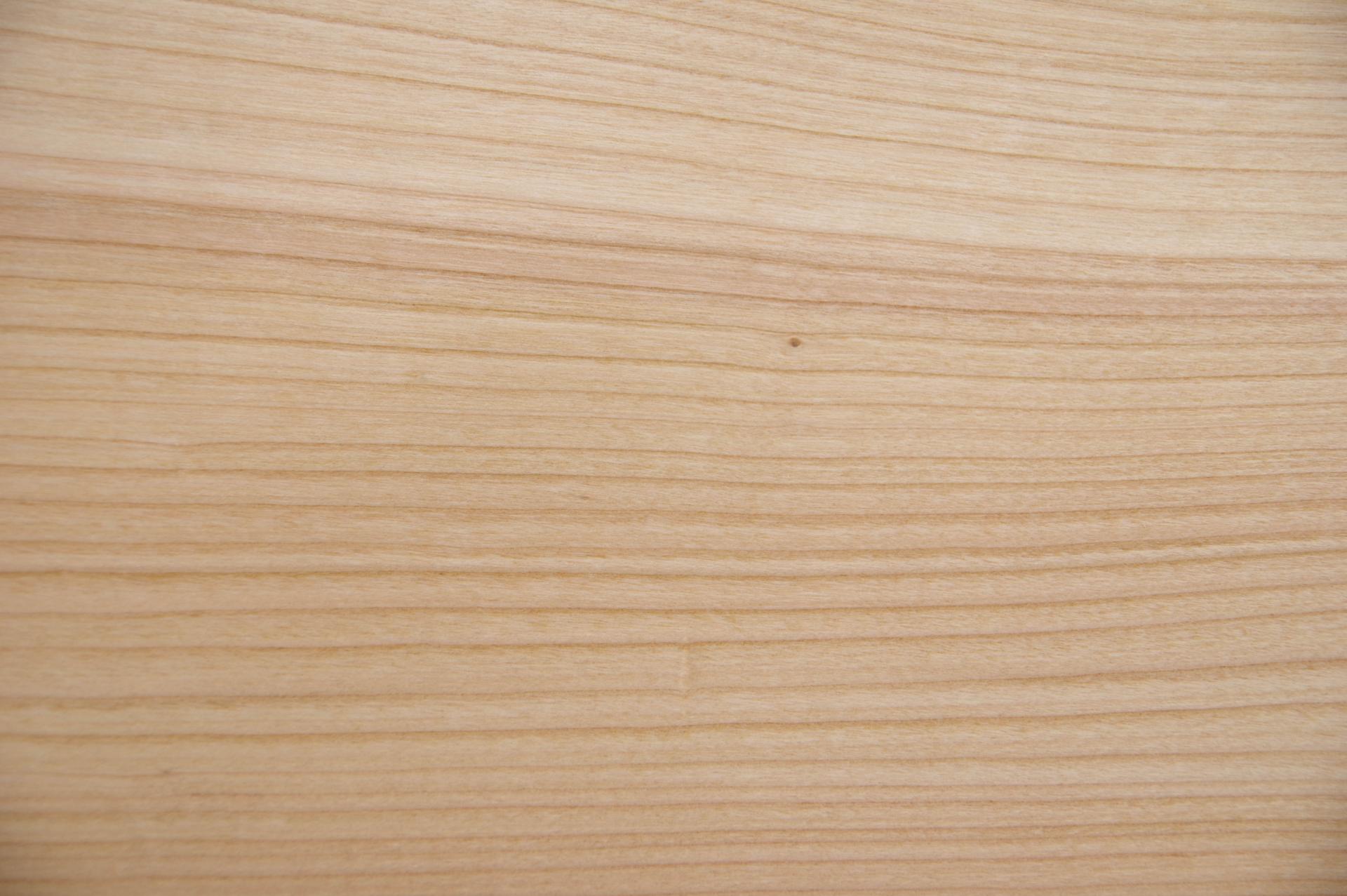 European Cherry, - veneer (0,9mm) - 1,87m² (16pcs. x 78cm x 15cm)