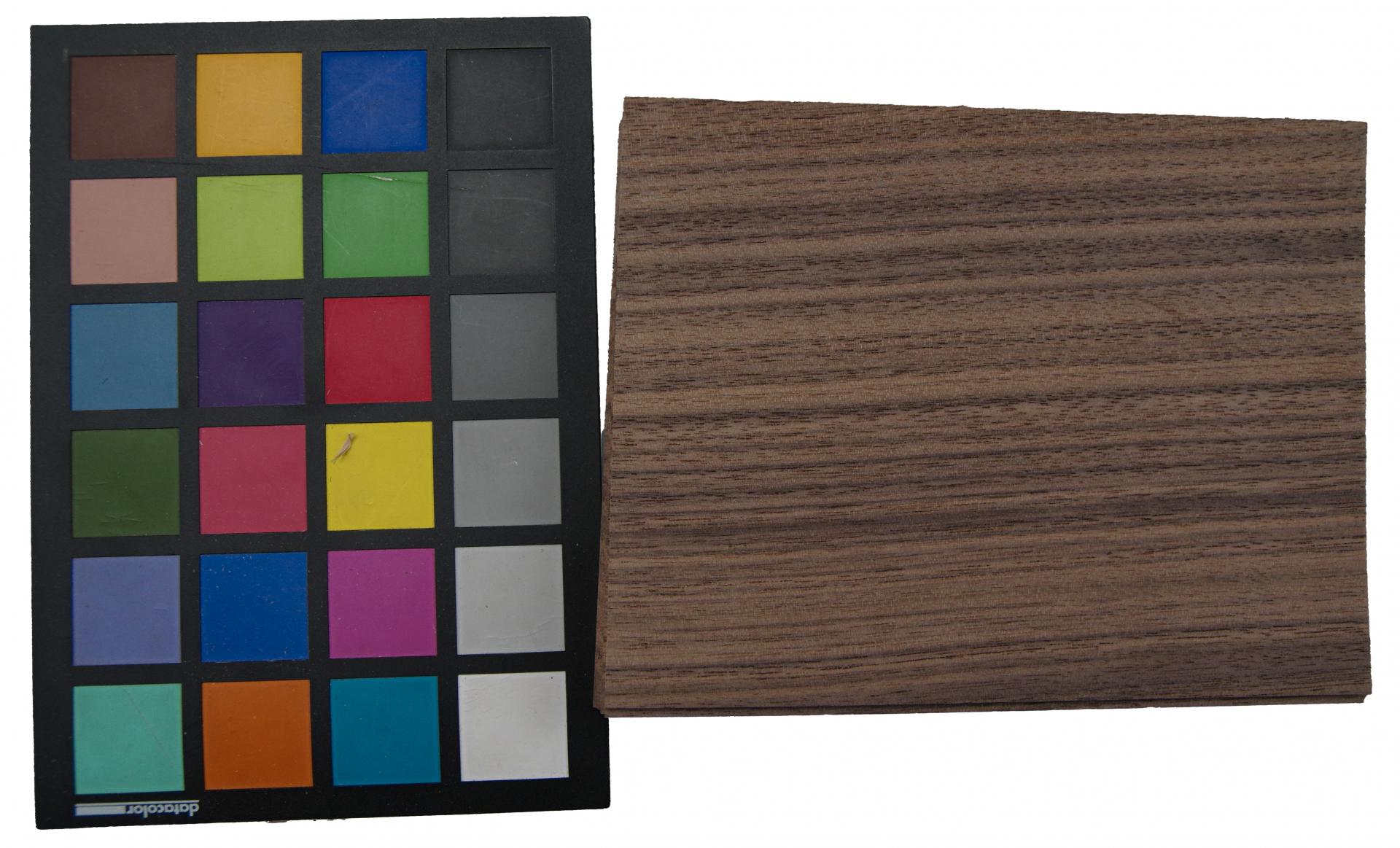 Nussbaum, amerikanischer -Furnier (1,4mm) - 0,3m² (12Stk. x 18cm x 14cm)