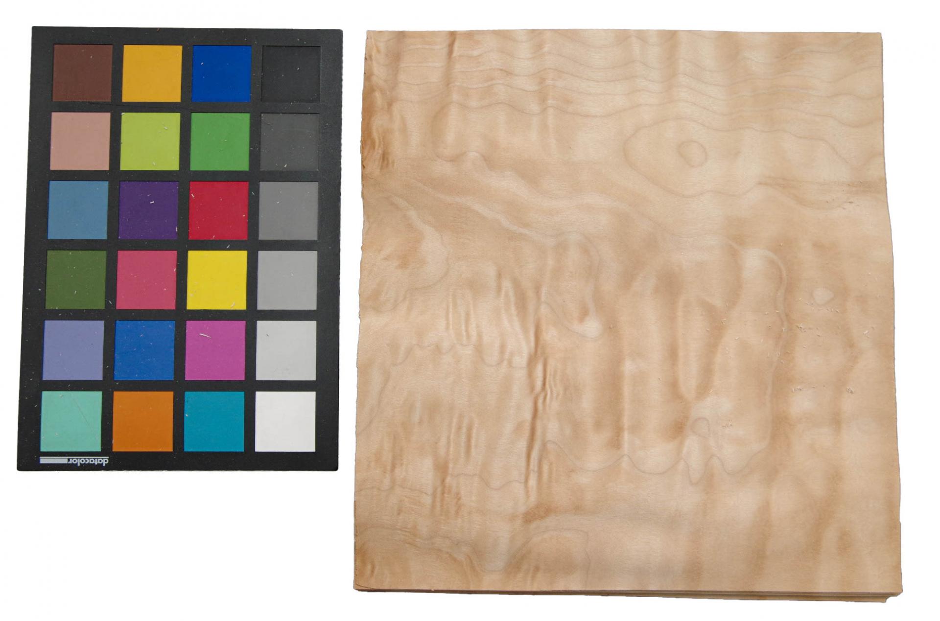 Quilted Maple, - veneer (0,6mm) - 0,88m² (16pcs. x 23cm x 24cm)