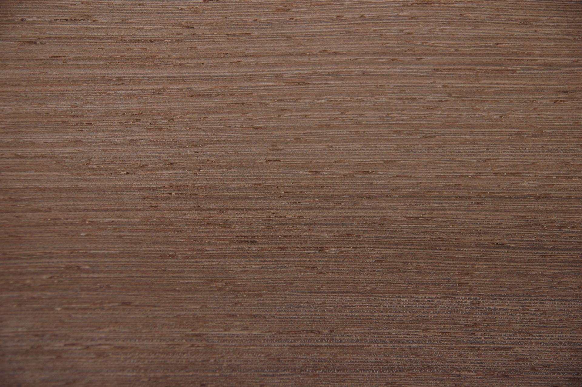 Wenge -Furnier (0,6mm) - 1,26m² (10Stk. x 84cm x 15cm)