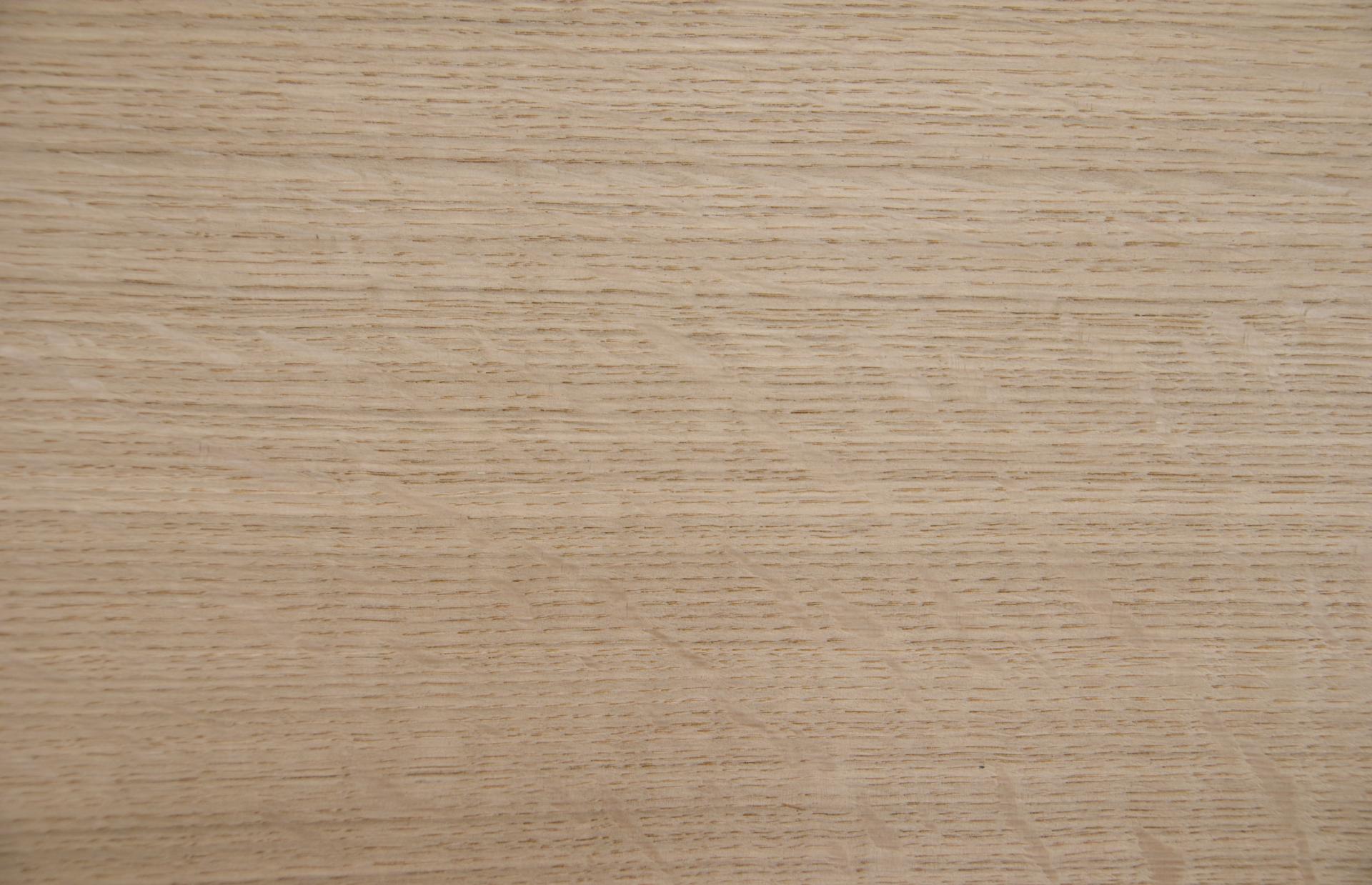 Eiche, europäische -Furnier (0,9mm) - 5,15m² (16Stk. x 161cm x 20cm)