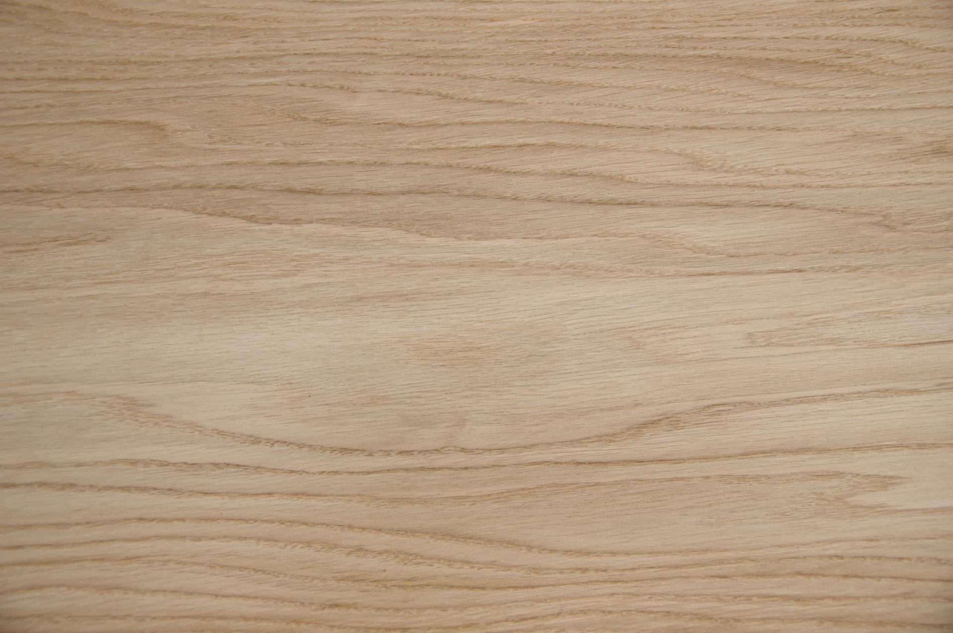 Eiche, europäische -Furnier (1,4mm) - 4,49m² (12Stk. x 117cm x 32cm)