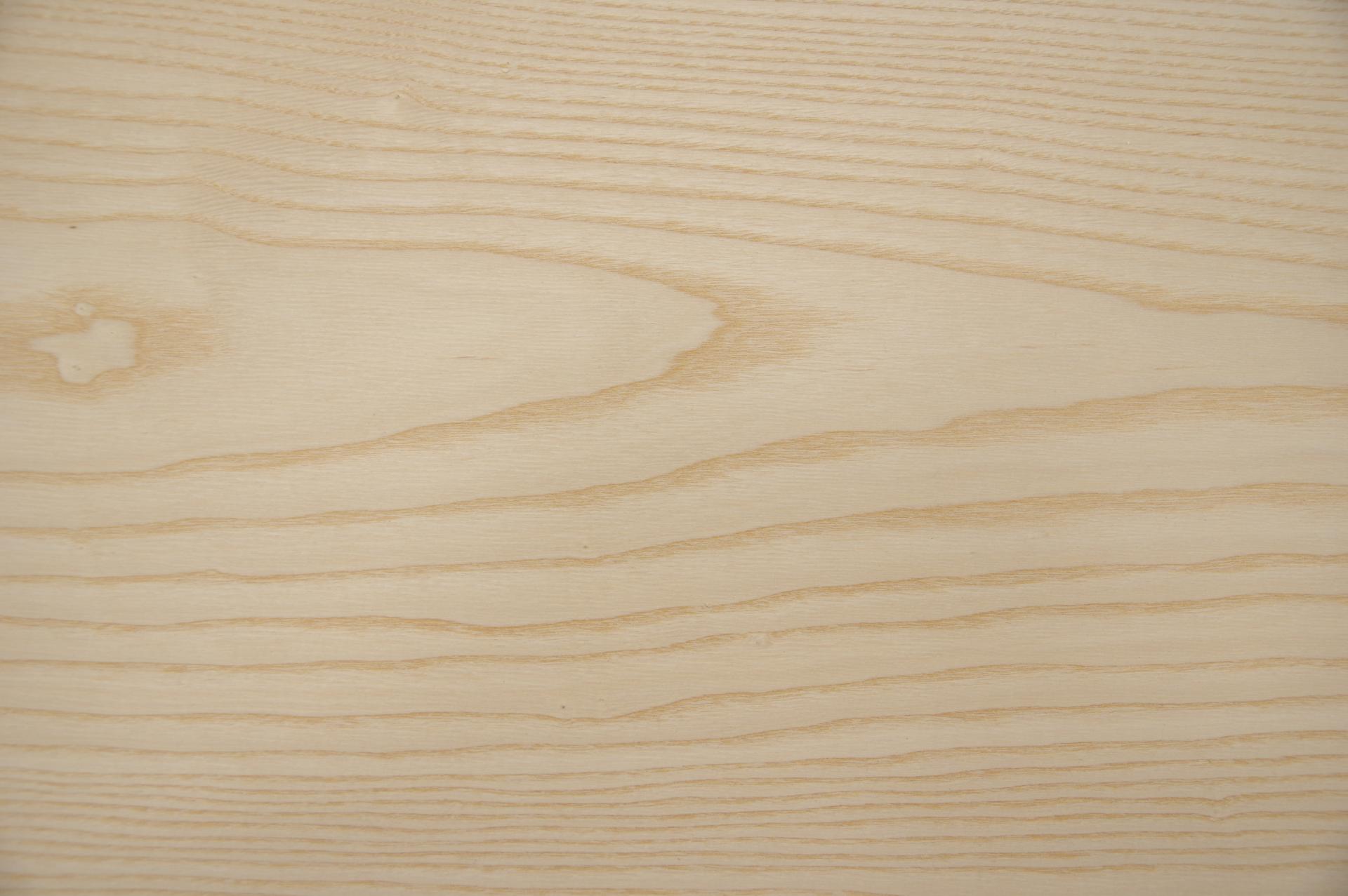 White Ash, - veneer (2,4mm) - 1,64m² (8pcs. x 66cm x 31cm)