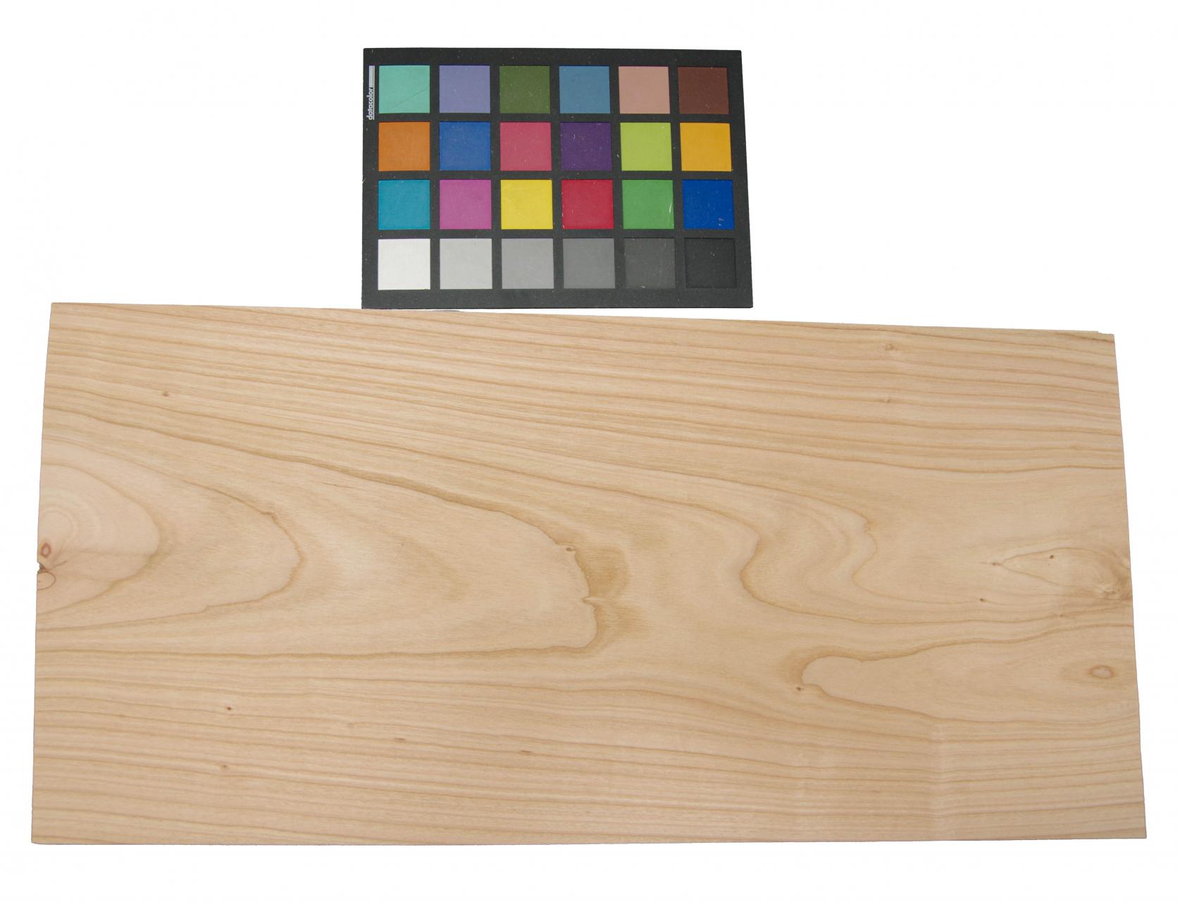 European Cherry, - veneer (0,9mm) - 1,66m² (13pcs. x 52cm x 24,5cm)