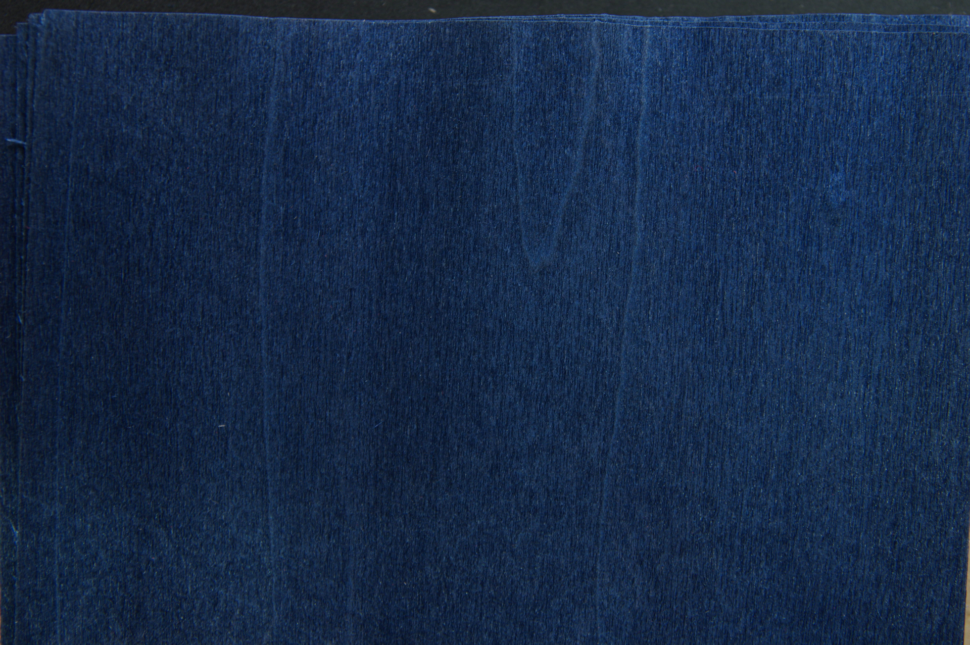 0,6mm Tulpenbaum blau gefärbtes Furnier 0,15m² R 17 8 11