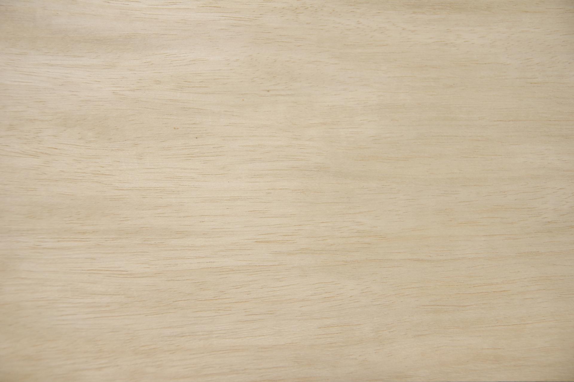 Limba -Furnier (0,6mm) - 11,32m² (32Stk. x 208cm x 17cm)