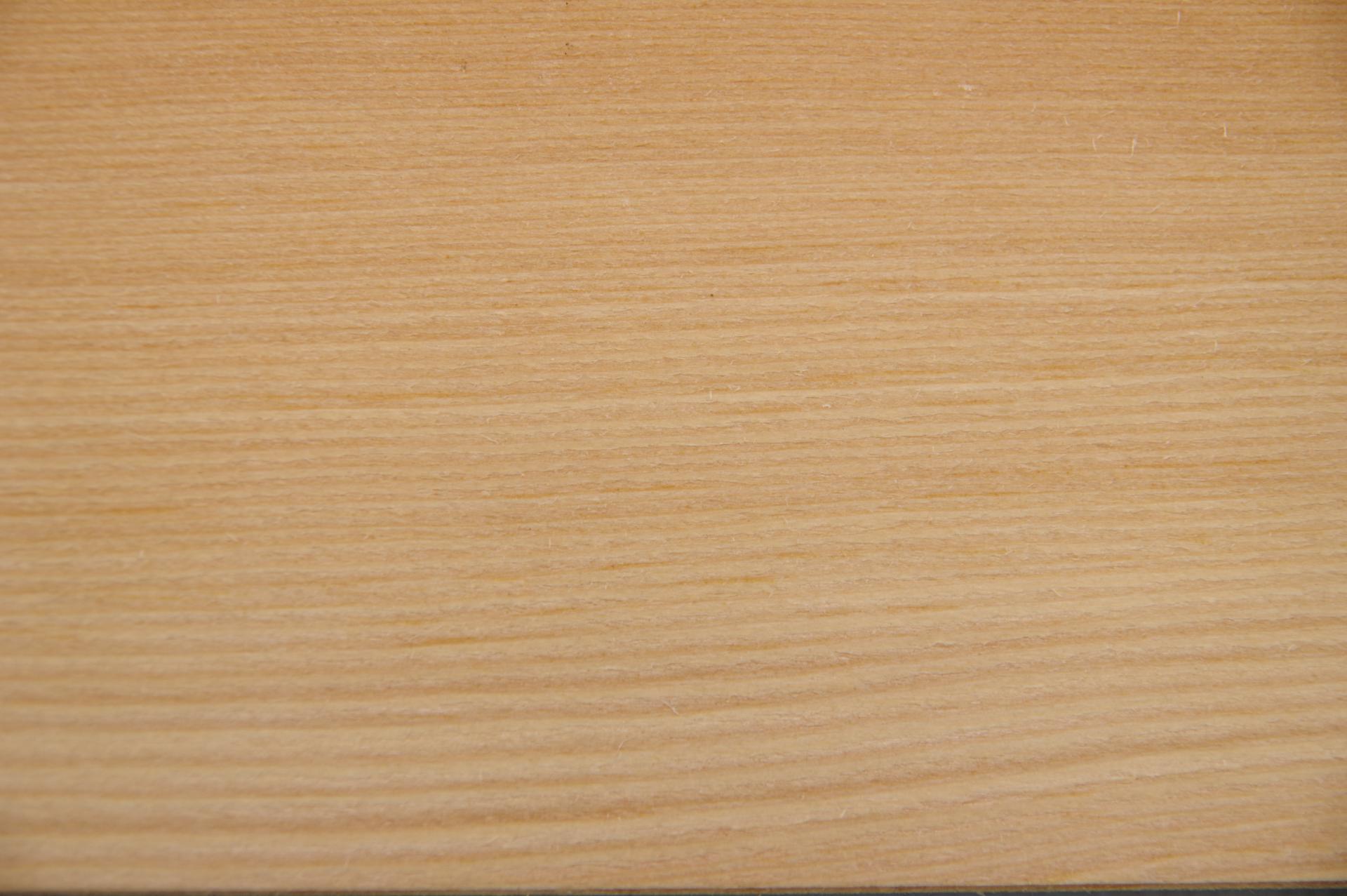 Lärche -Furnier (0,8mm) - 0,84m² (14Stk. x 67cm x 9cm)