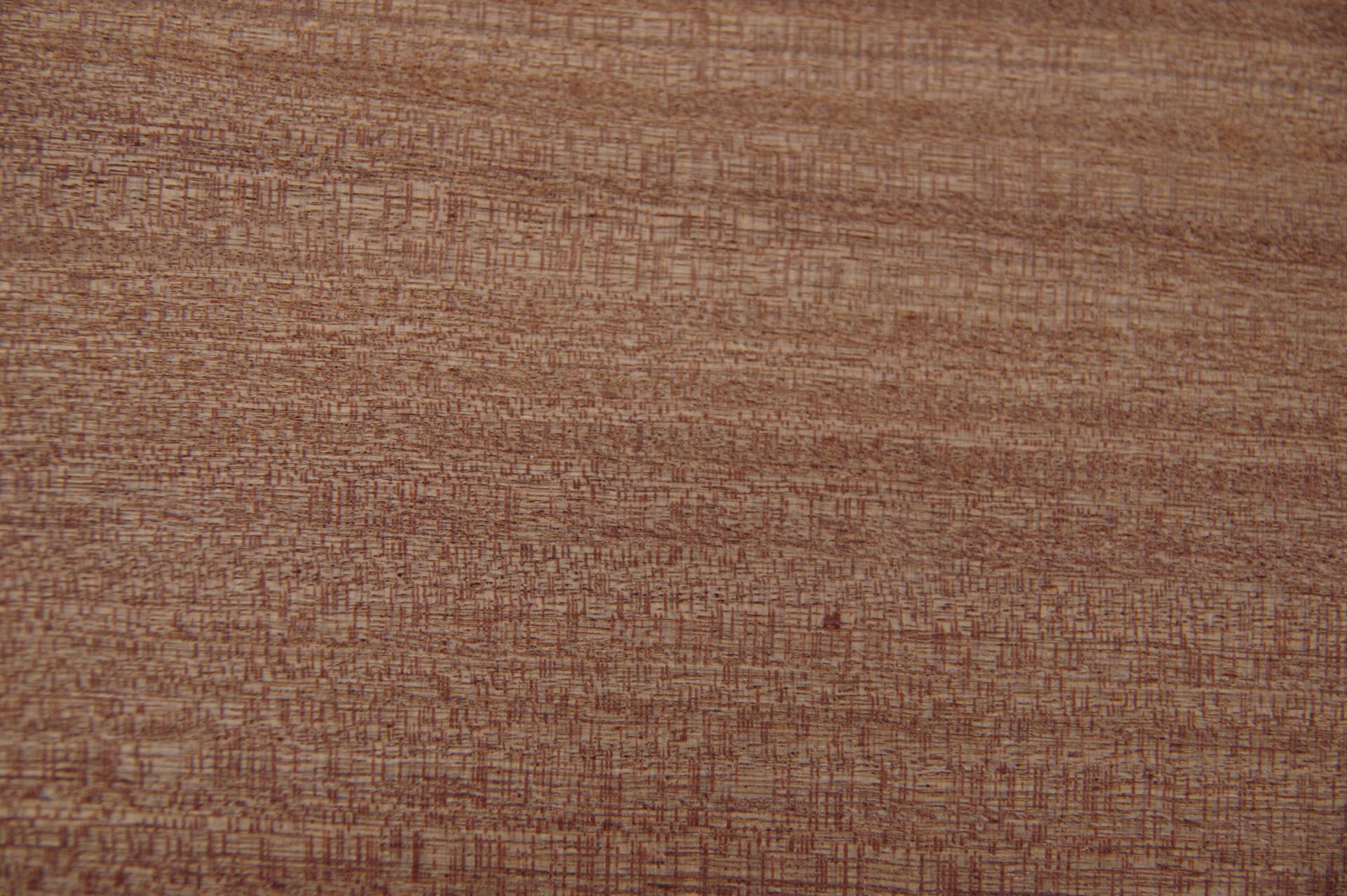 Mahagoni Sapeli -Furnier (2,4mm) - 0,16m² (8Stk. x 24cm x 8,5cm)
