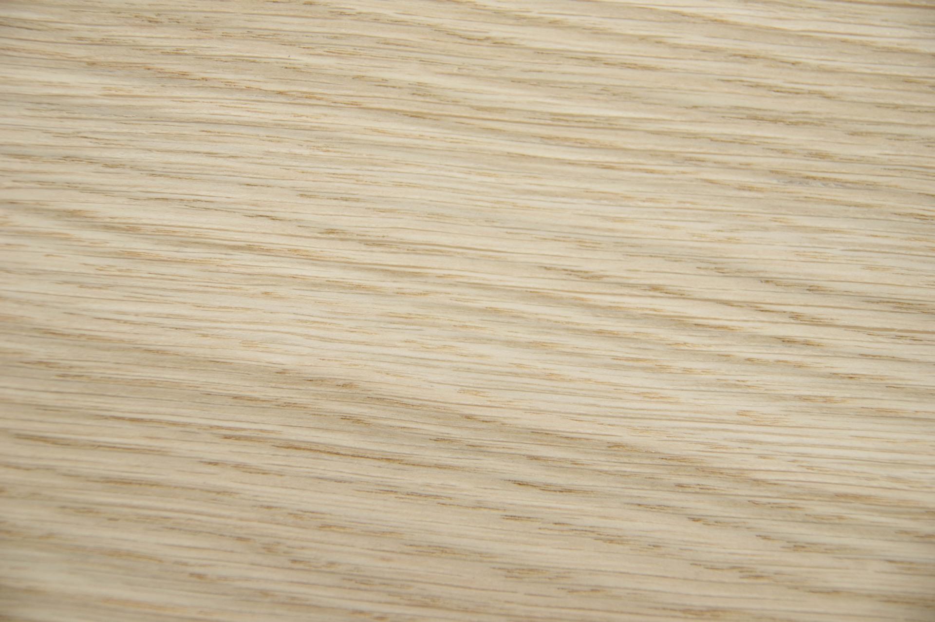 Eiche, europäische -Furnier (0,9mm) - 1,58m² (16Stk. x 104cm x 9,5cm)