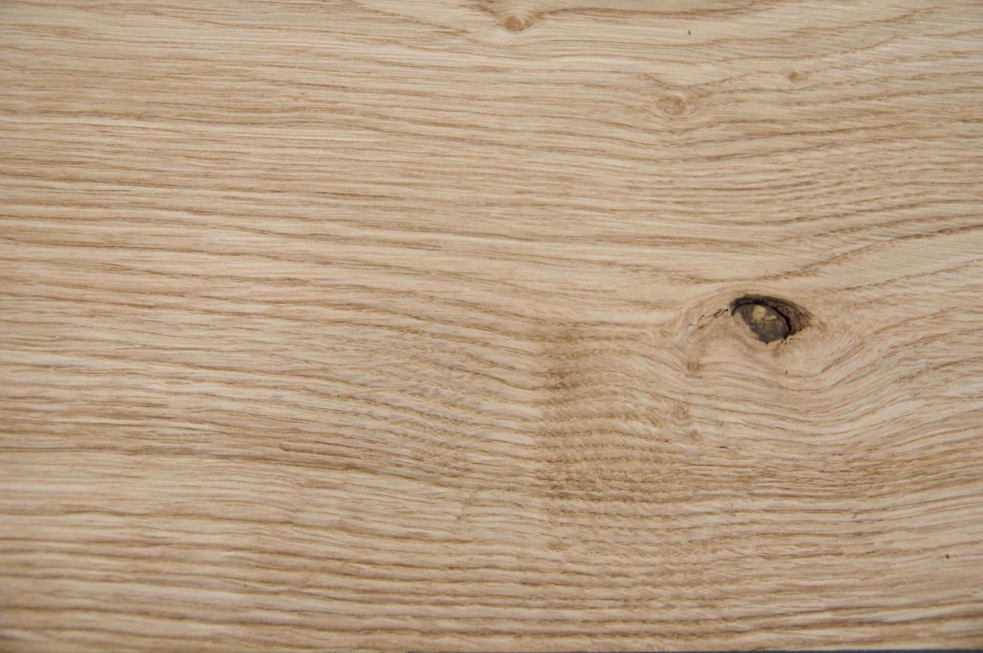 European Oak, - veneer (2,4mm) - 1,59m² (8pcs. x 117cm x 17cm)