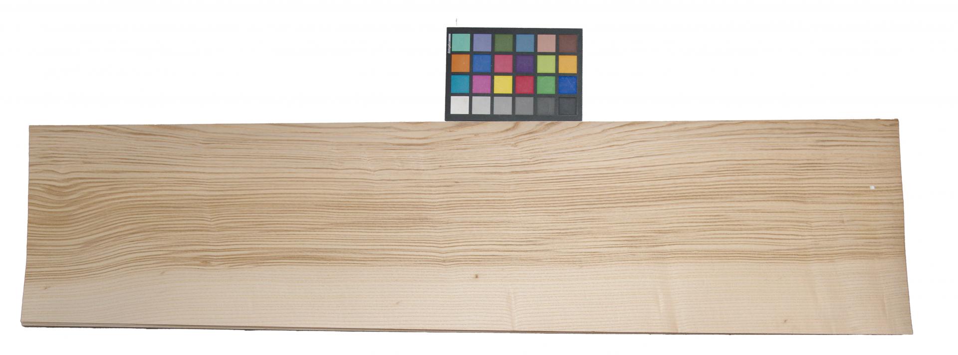 Olive Ash, - veneer (0,6mm) - 8,33m² (24pcs. x 124cm x 28cm)