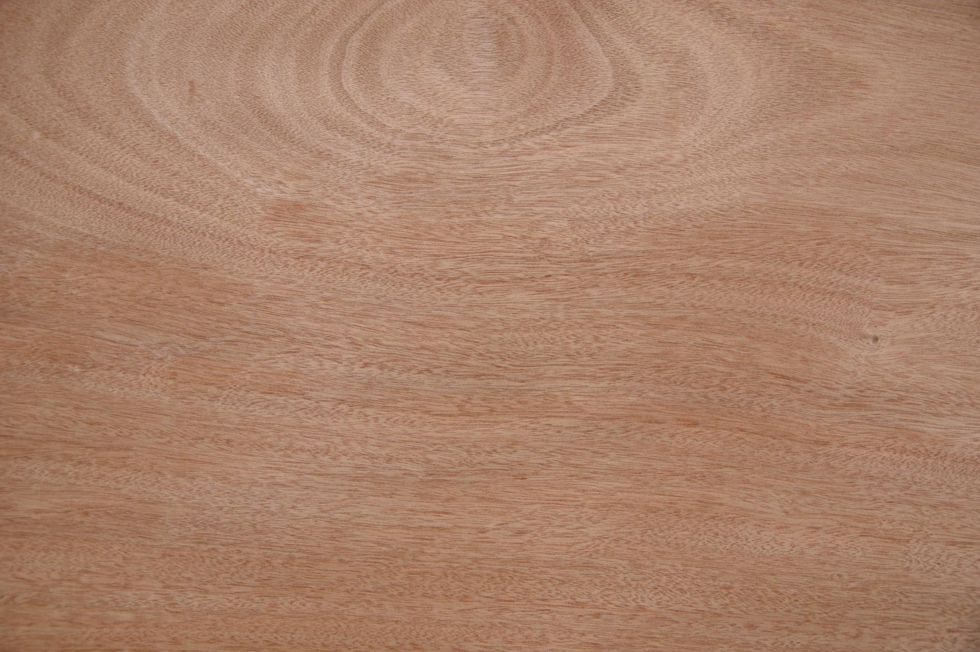 Gabun-Mahagoni, Okoumé -Furnier (0,6mm) - 25,28m² (28Stk. x 258cm x 35cm)