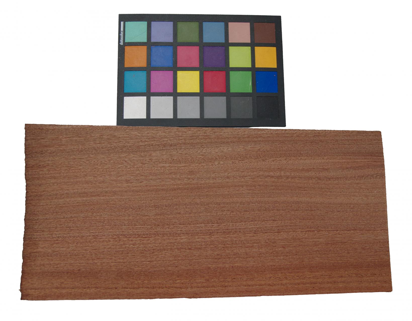 Mahogany Sapeli, - veneer (2,4mm) - 0,56m² (8pcs. x 39cm x 18cm)