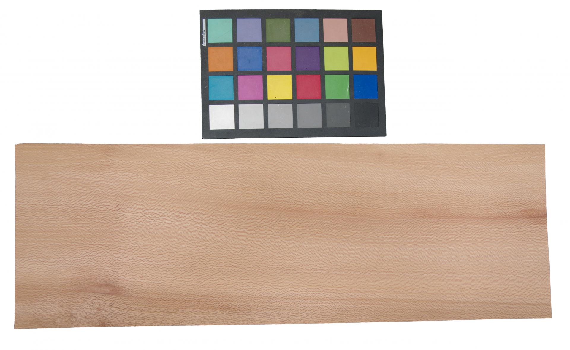 Platane -Furnier (0,6mm) - 2,38m² (24Stk. x 55cm x 18cm)