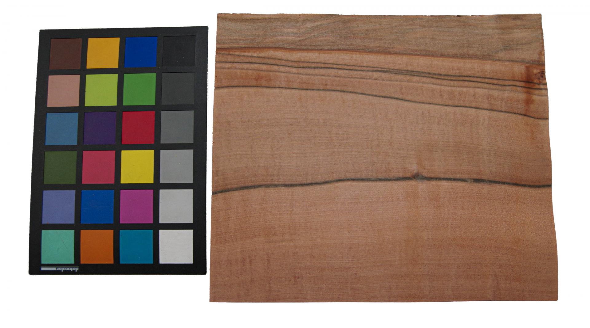 Tineo, Indian apple, - veneer (0,6mm) - 1,16m² (22pcs. x 25cm x 21cm)