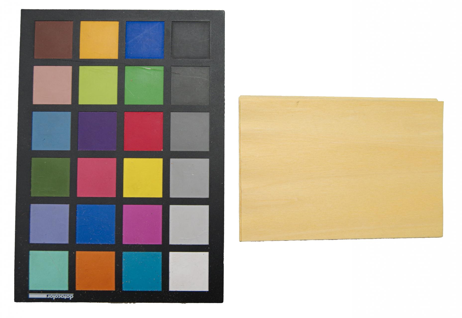 Tulipier, gelb gefärbtes -Furnier (0,6mm) - 0,11m² (9Stk. x 13cm x 9cm)