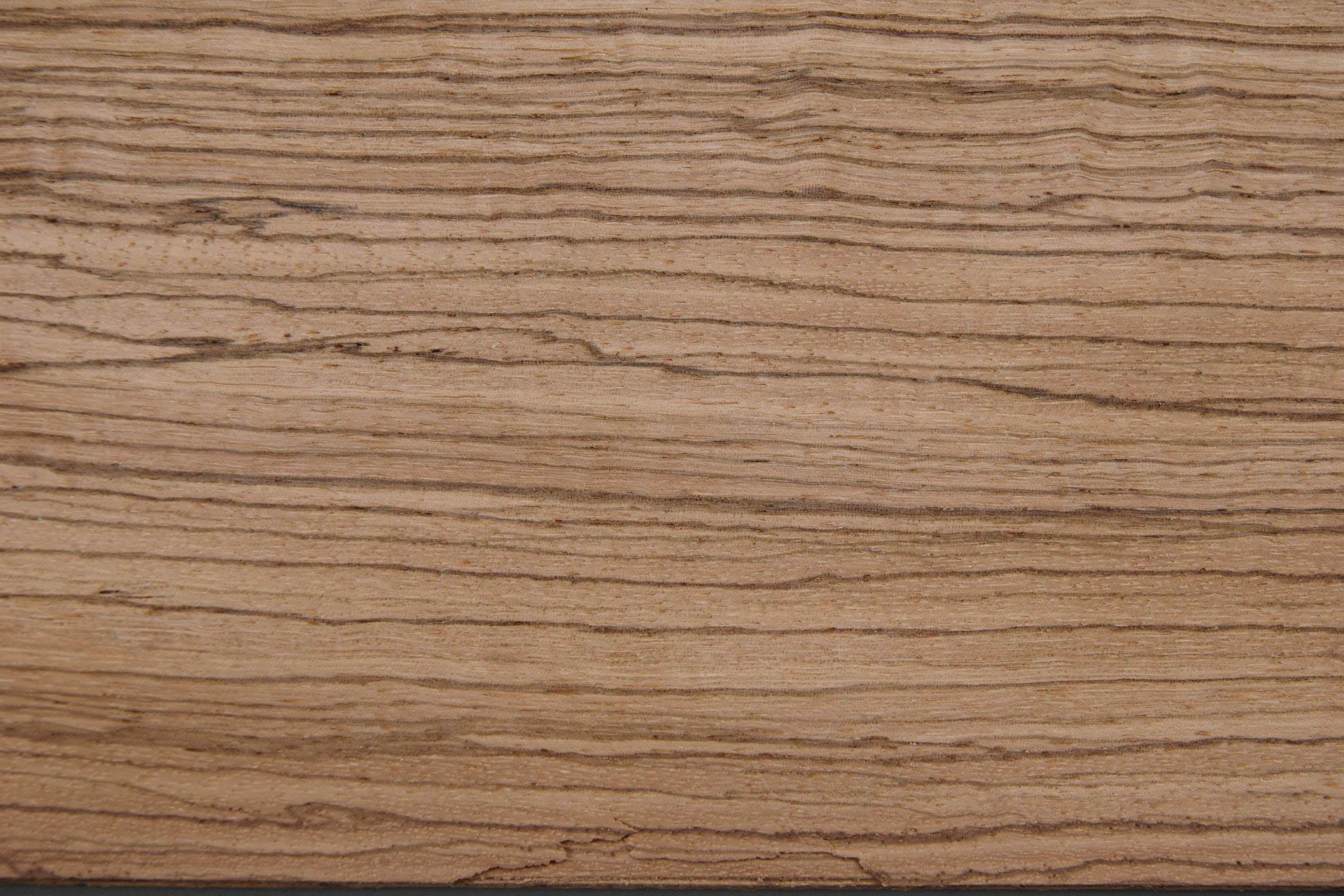 Zebrano -Furnier (0,6mm) - 3,46m² (19Stk. x 135cm x 13,5cm)