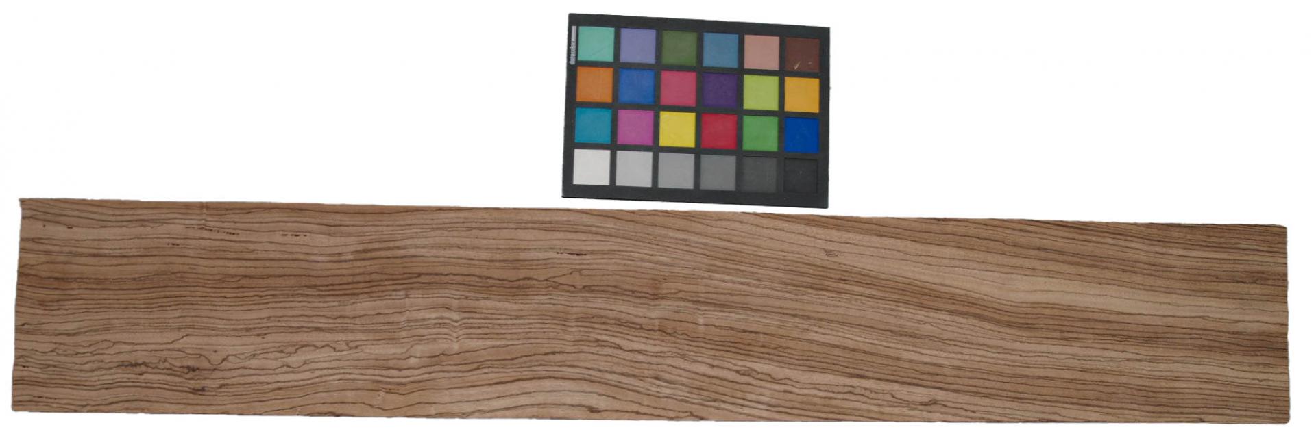 Zebrano -Furnier (0,6mm) - 3,07m² (22Stk. x 93cm x 15cm)