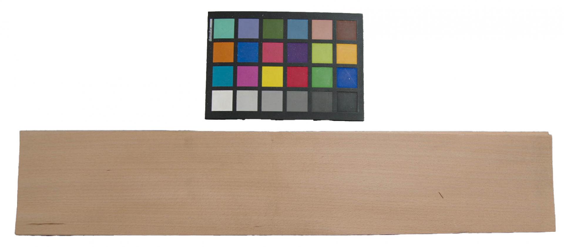 Beech, - veneer (0,6mm) - 1,77m² (24pcs. x 64cm x 11,5cm)