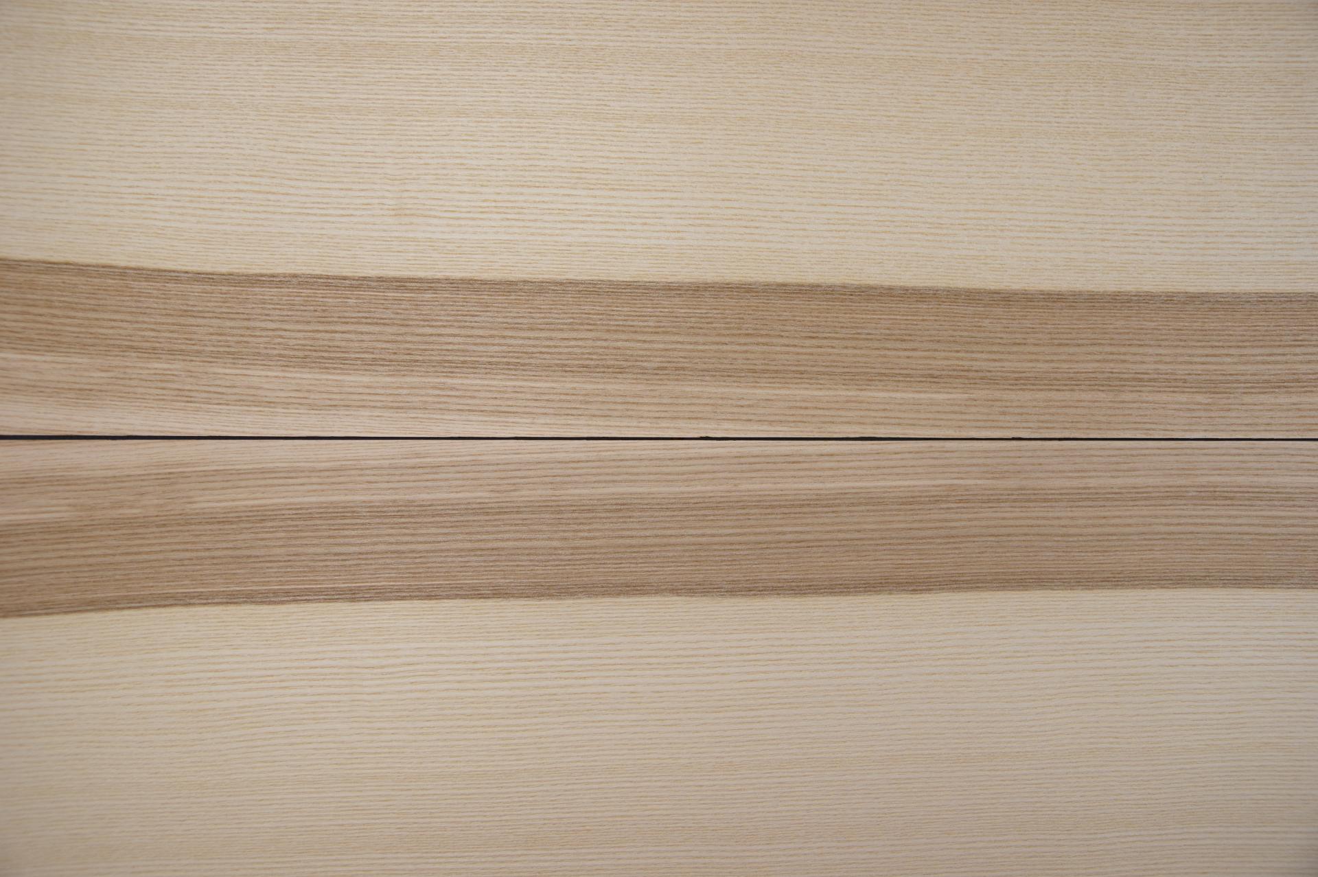 Olive Ash, - veneer (0,6mm) - 5,55m² (16pcs. x 204cm x 17cm)