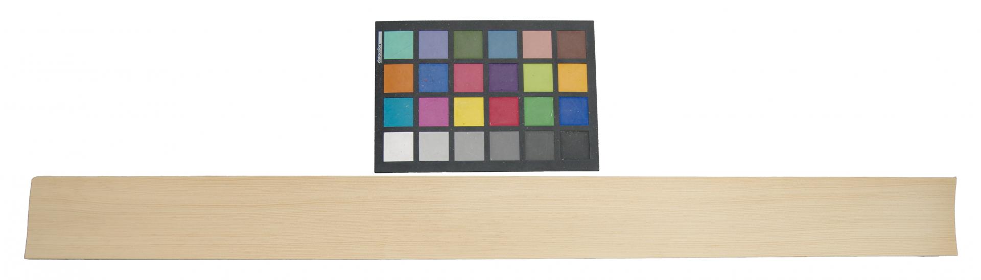 Kiefer -Furnier (0,9mm) - 1,36m² (24Stk. x 81cm x 7cm)