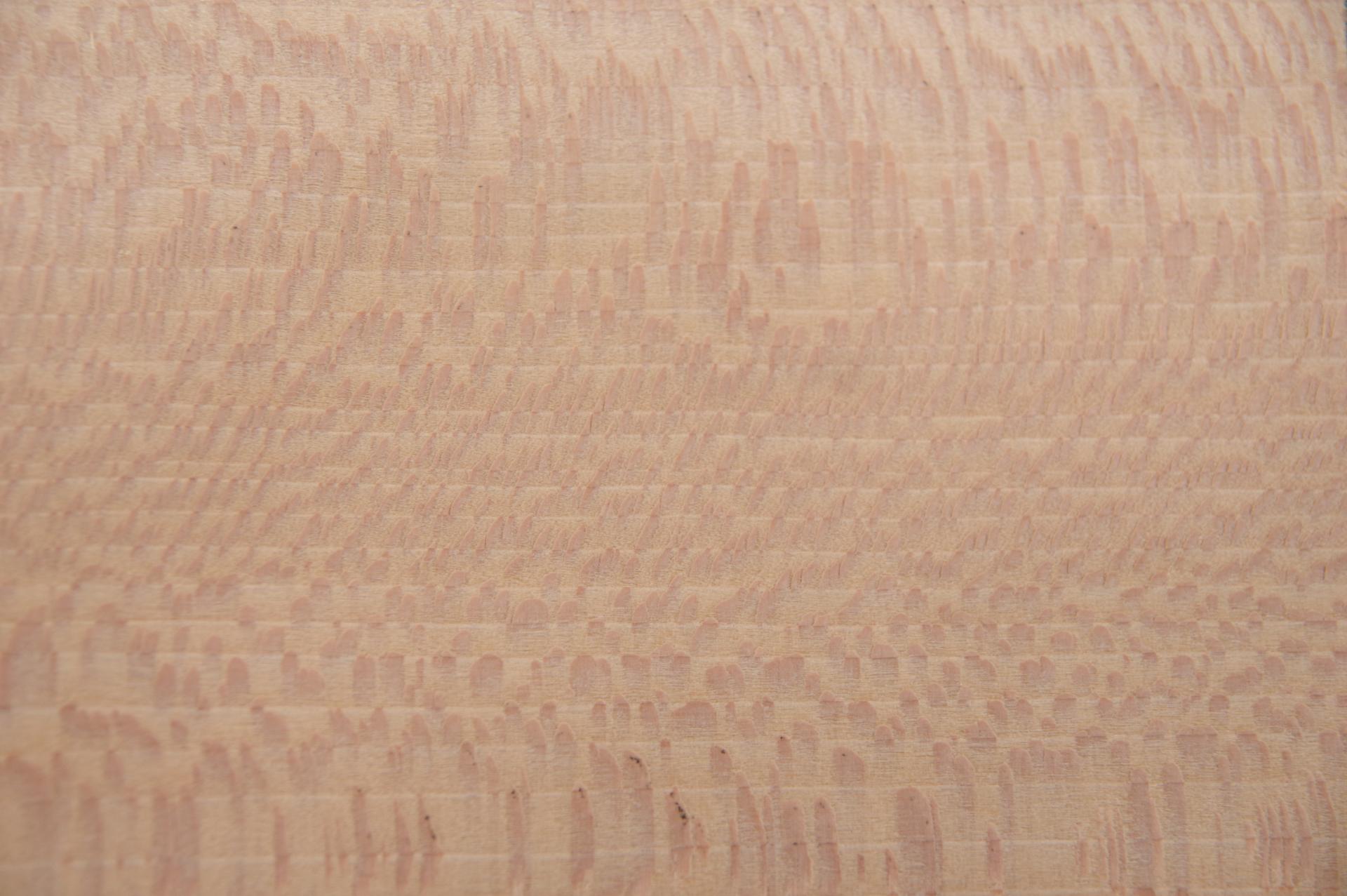 Platane -Furnier (0,6mm) - 0,41m² (16Stk. x 16cm x 16cm)