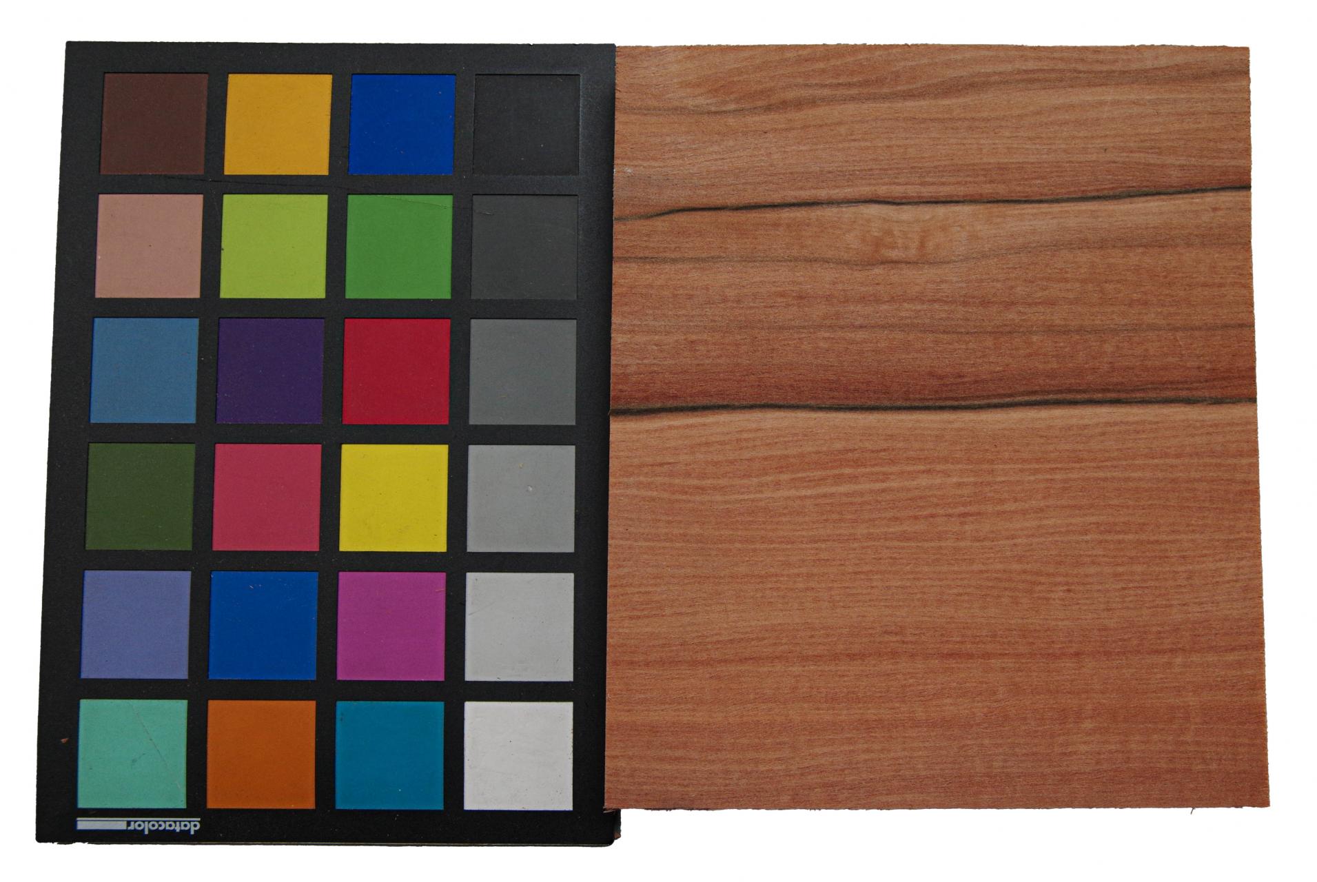 Tineo, Indian apple, - veneer (0,6mm) - 0,65m² (24pcs. x 15cm x 18cm)