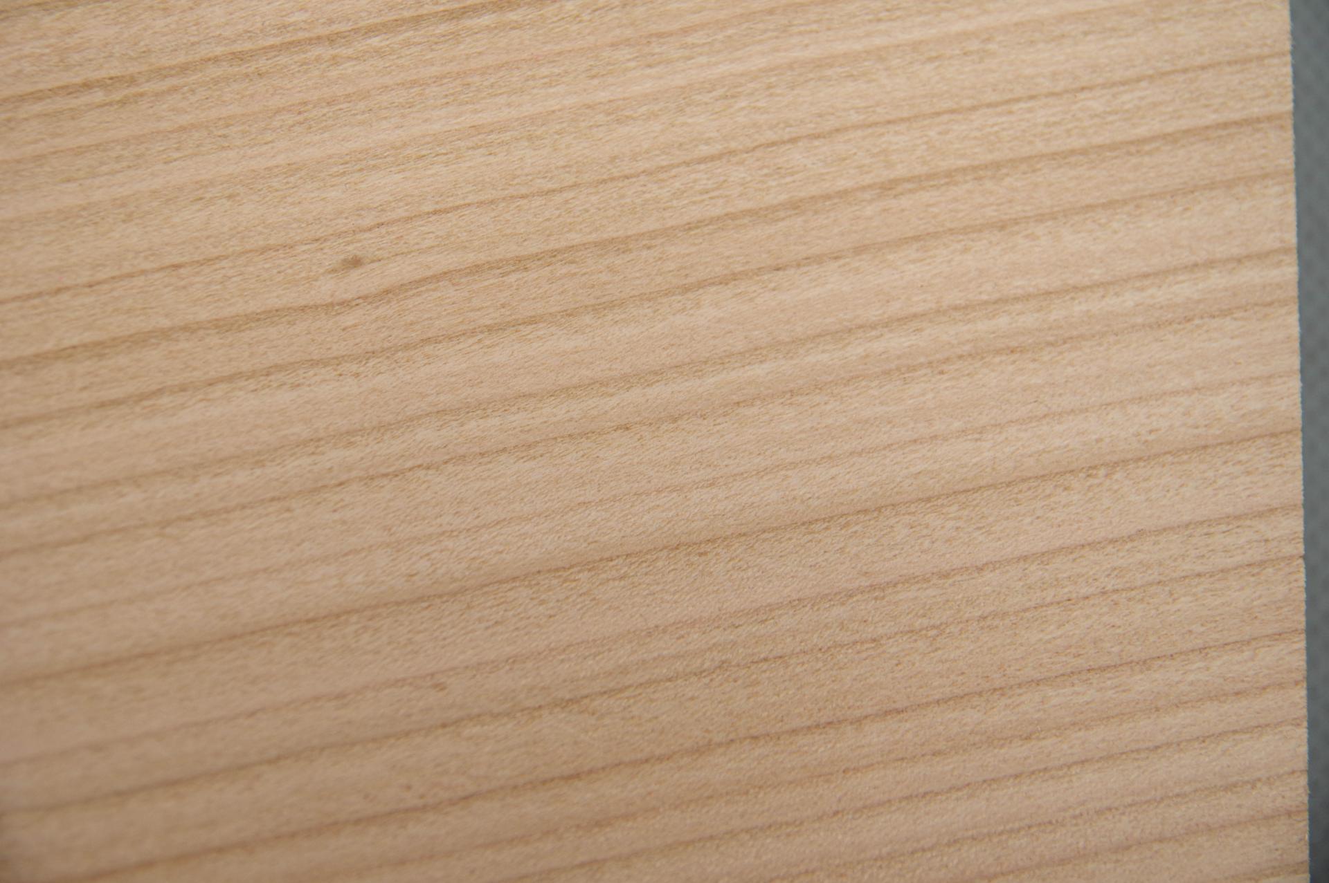 European Cherry, - veneer (0,9mm) - 0,21m² (16pcs. x 11cm x 12cm)