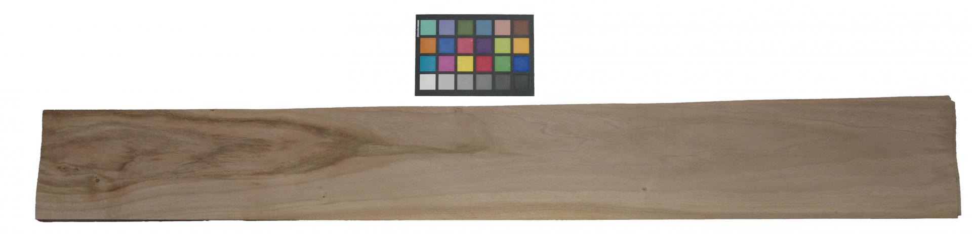 Nussbaum, europäischer -Furnier (0,9mm) - 4,05m² (15Stk. x 150cm x 18cm)