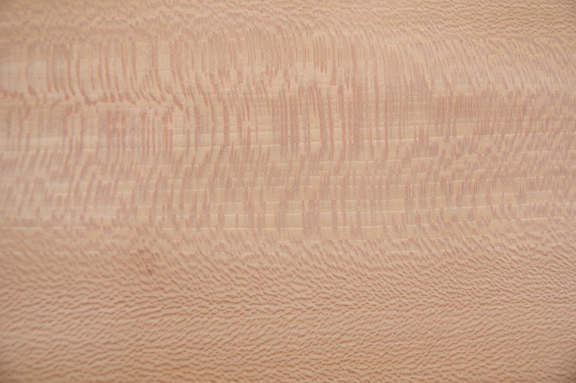 Platane -Furnier (0,6mm) - 12,55m² (32Stk. x 212cm x 18,5cm)