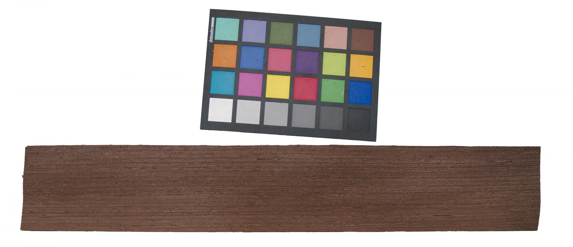 Wenge -Furnier (0,6mm) - 0,5m² (10Stk. x 56cm x 9cm)