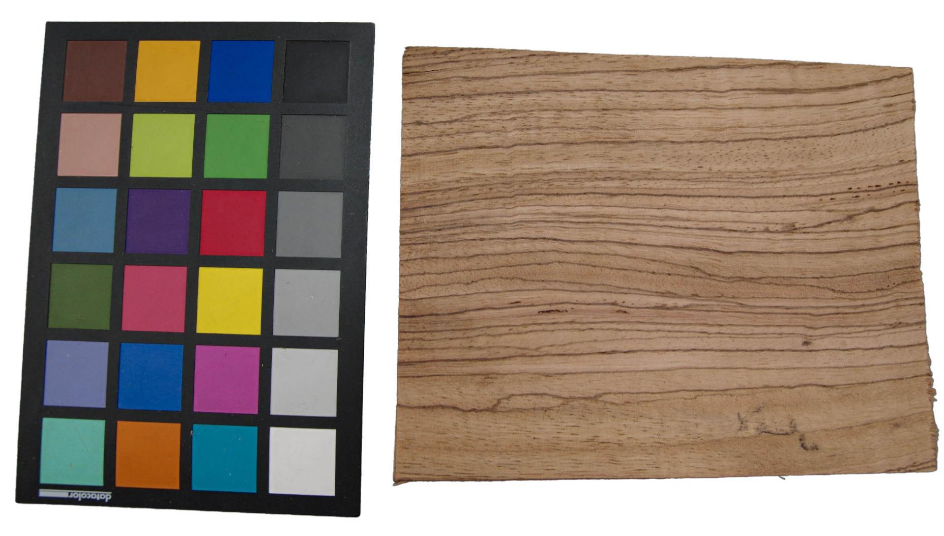 Zebrawood, - veneer (0,6mm) - 0,64m² (20pcs. x 20cm x 16cm)