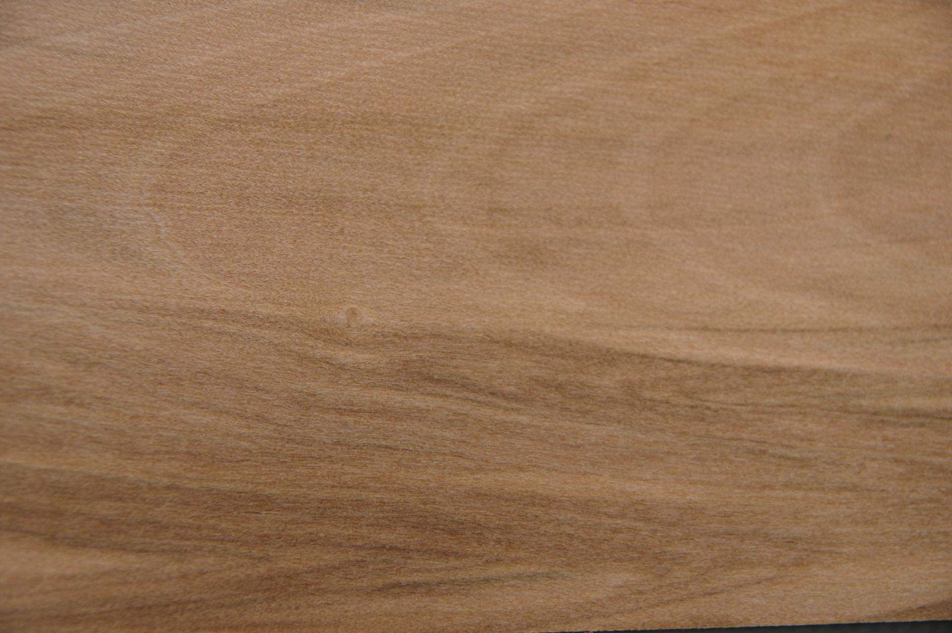 Amerikanischer Amberbaum (Satin Walnut) -Furnier (1,4mm) - 0,12m² (6Stk. x 21cm x 9,5cm)