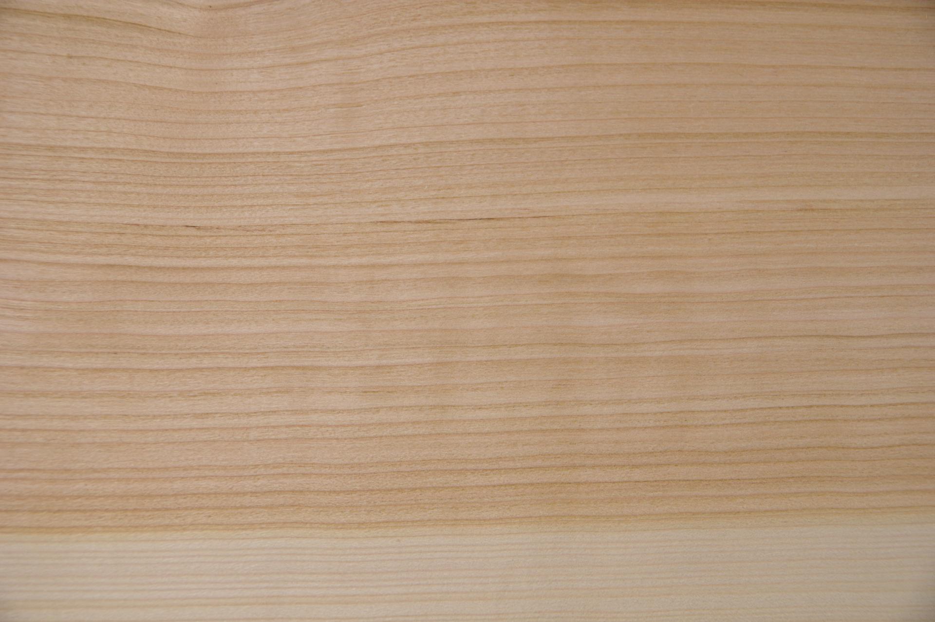 European Cherry, - veneer (2,5mm) - 1,6m² (6pcs. x 116cm x 23cm)