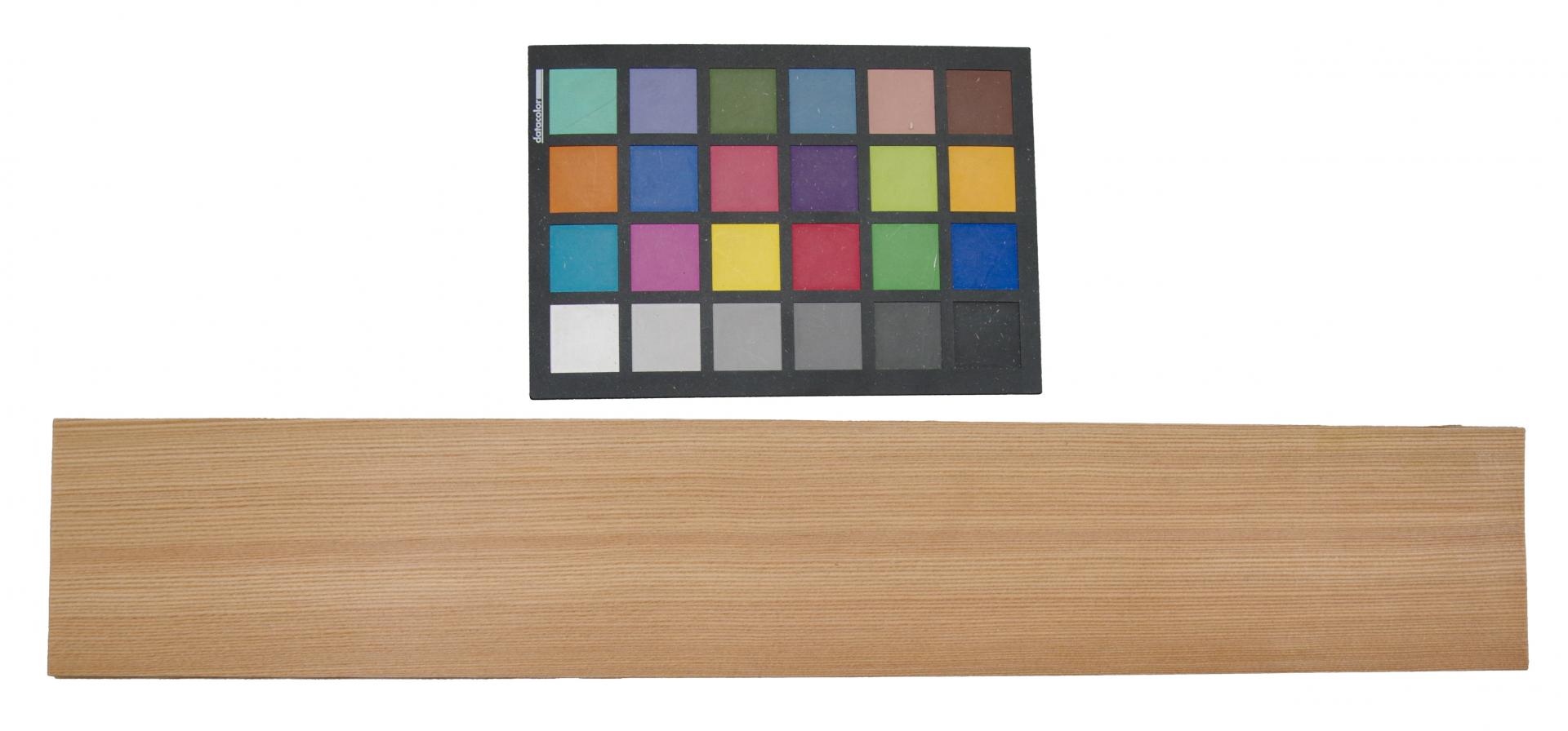 Lärche -Furnier (0,8mm) - 0,9m² (17Stk. x 56cm x 9,5cm)