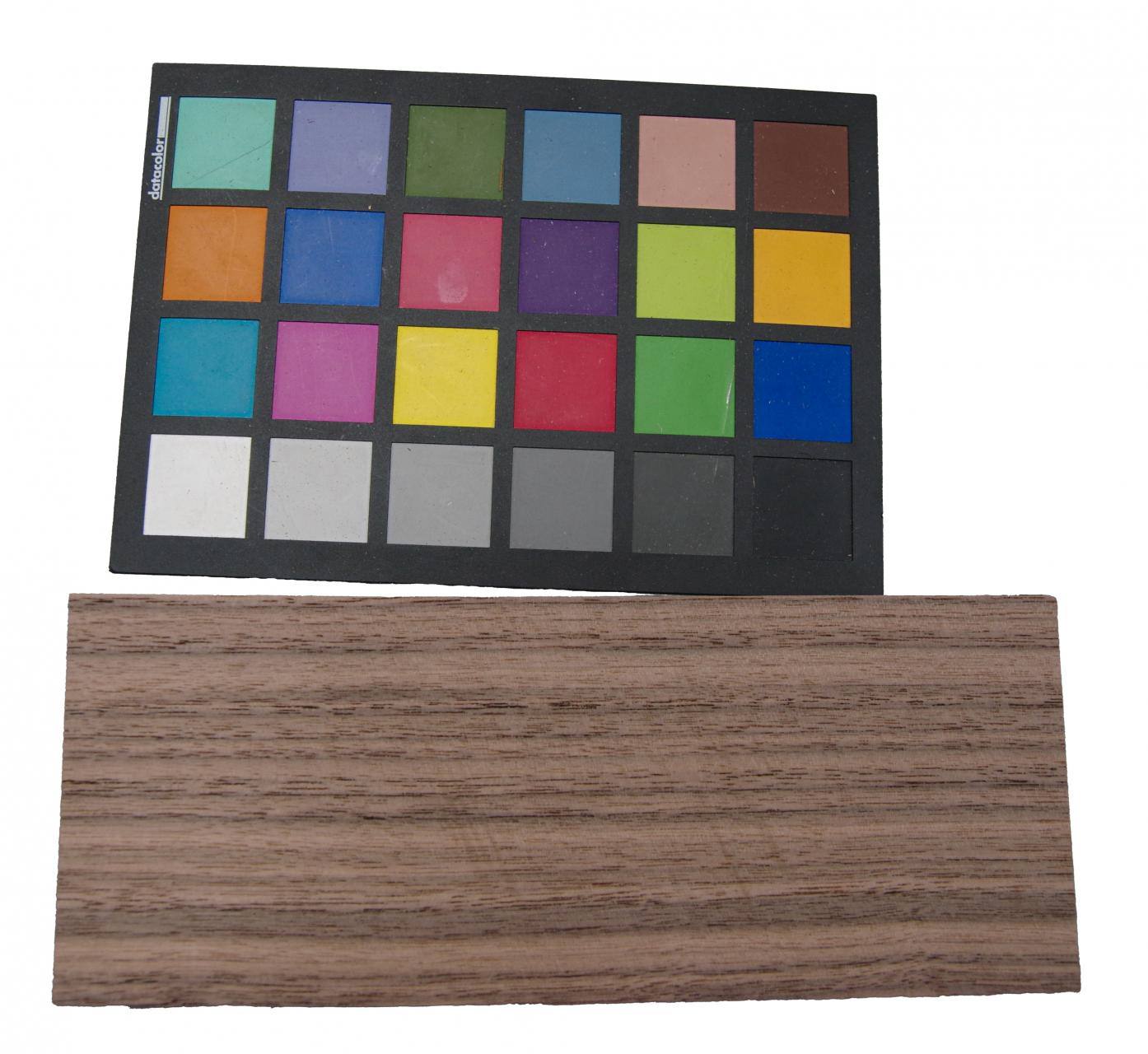 Nussbaum, amerikanischer -Furnier (1,4mm) - 0,26m² (12Stk. x 24cm x 9cm)