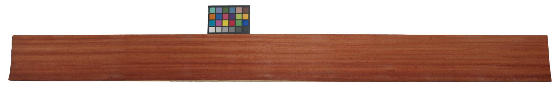 Padouk, - veneer (0,6mm) - 12,55m² (24pcs. x 249cm x 21cm)