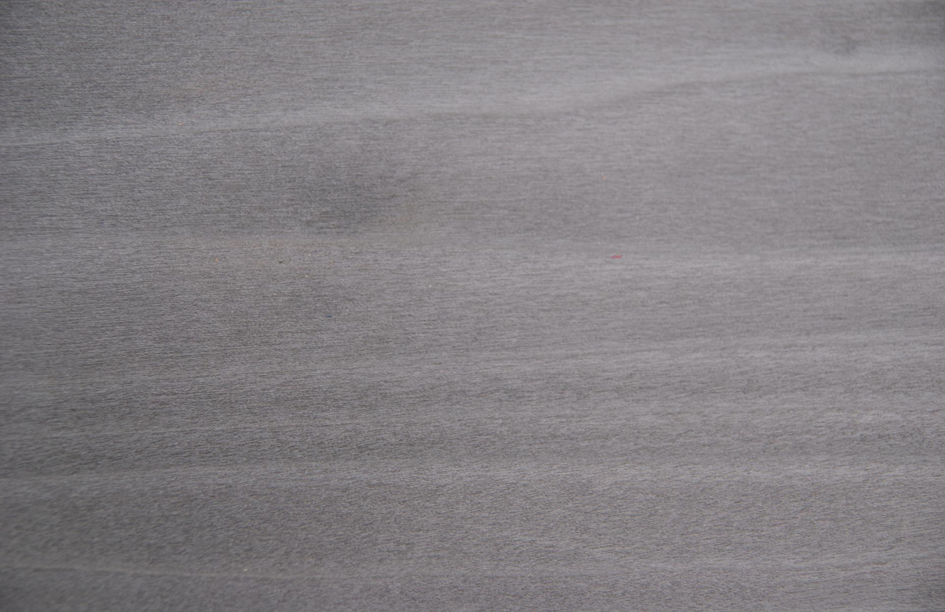 Tulipier, silber grau gefärbtes -Furnier (0,6mm) - 3,36m² (26Stk. x 123cm x 10,5cm)