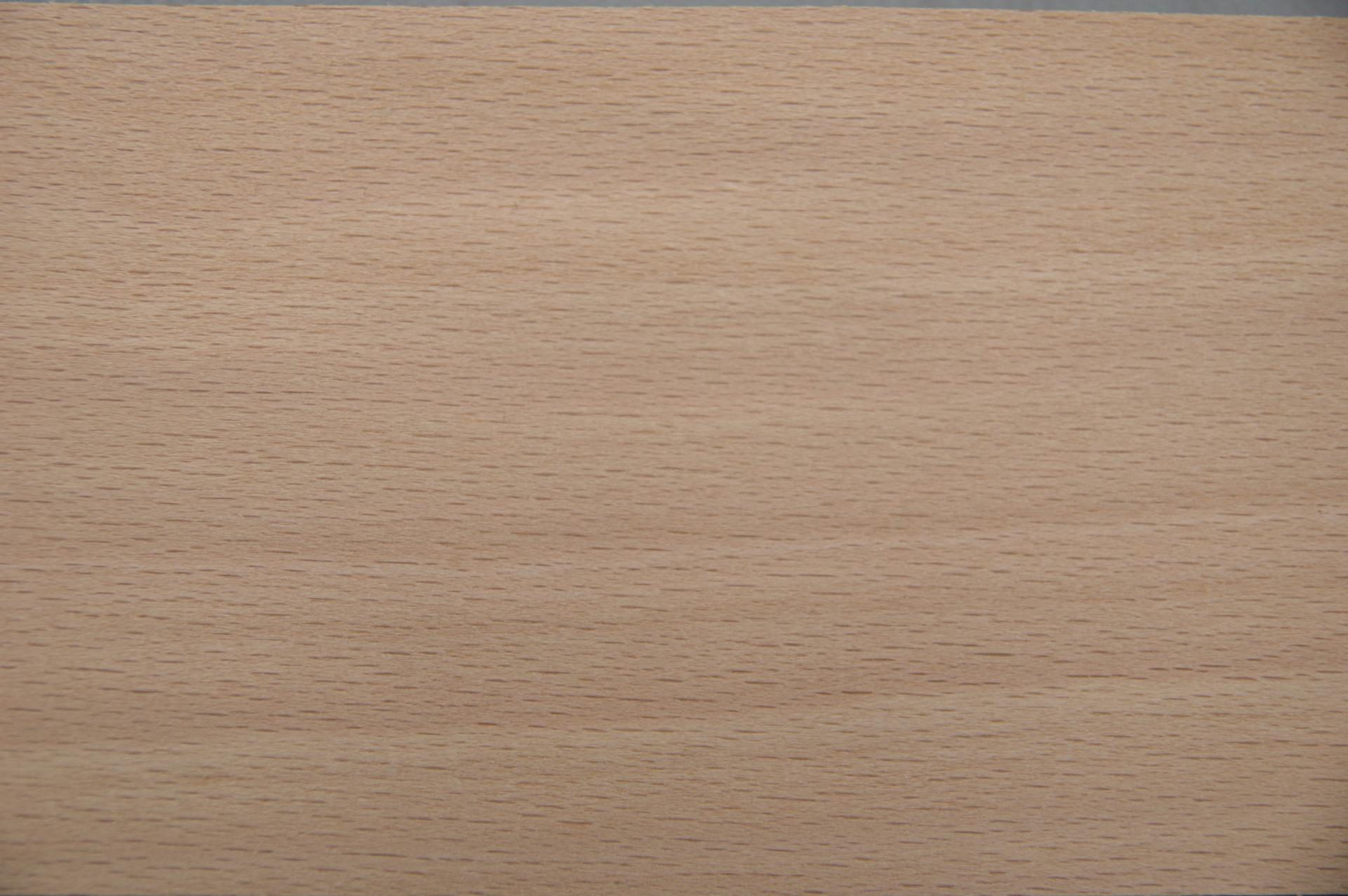 Beech, - veneer (0,6mm) - 2,14m² (24pcs. x 94cm x 9,5cm)
