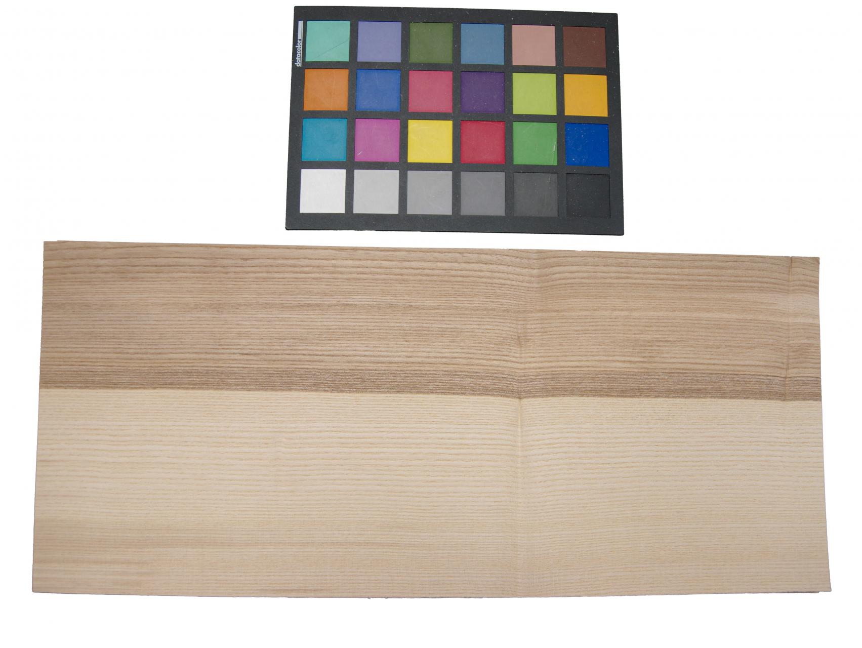 Olive Ash, - veneer (0,6mm) - 1,34m² (16pcs. x 44cm x 19cm)