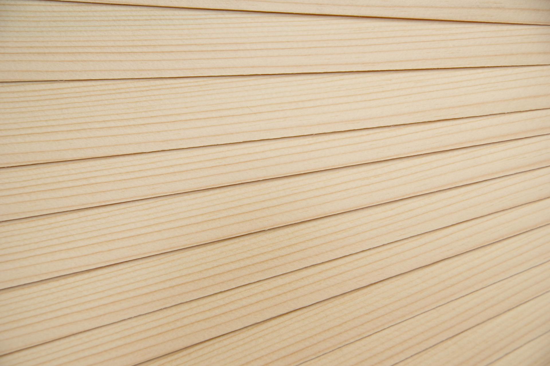 Fichte -Furnier (0,6mm) - 0,68m² (20Stk. x 62cm x 5,5cm)