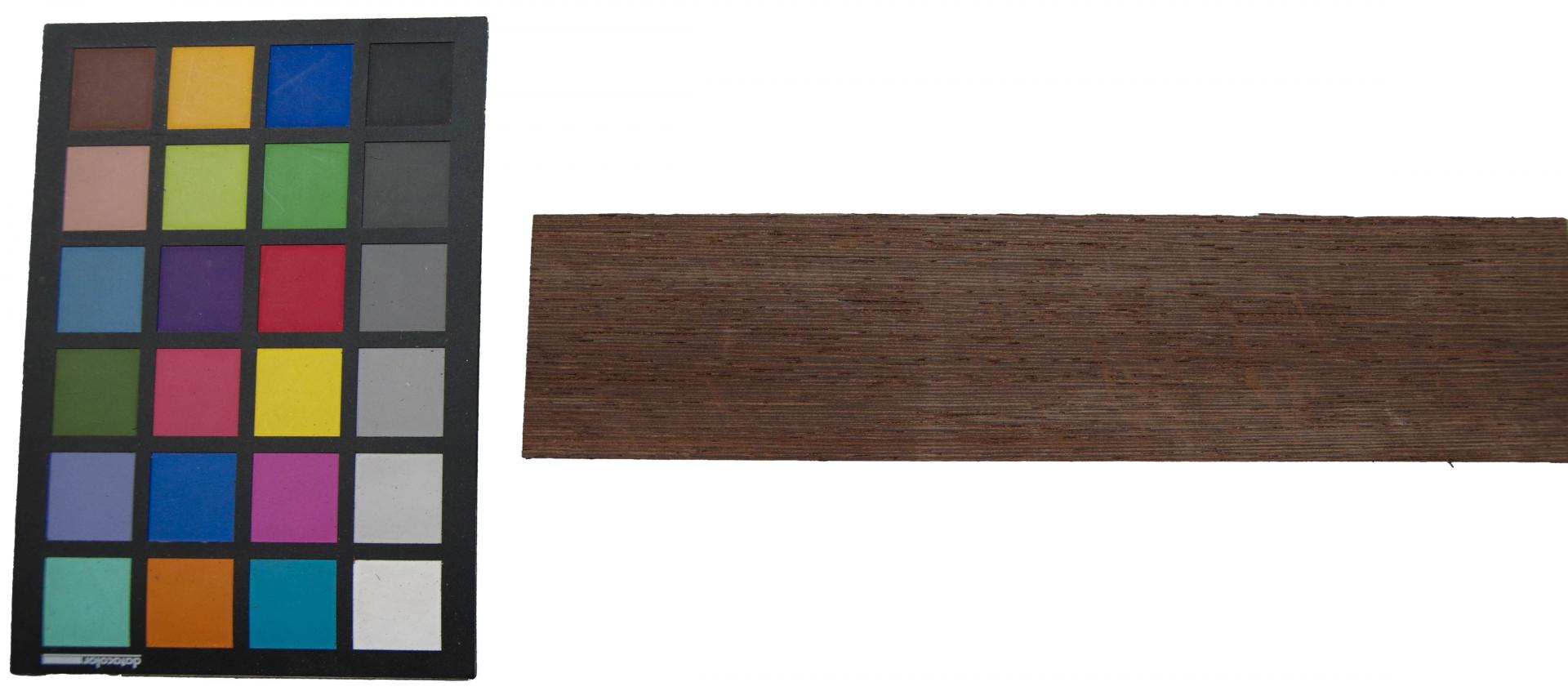 Wenge -Furnier (1,4mm) - 0,23m² (12Stk. x 29cm x 6,5cm)