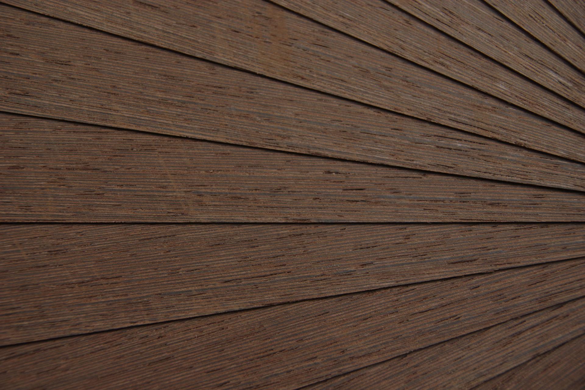 Wenge -Furnier (1,4mm) - 0,37m² (16Stk. x 36cm x 6,5cm)
