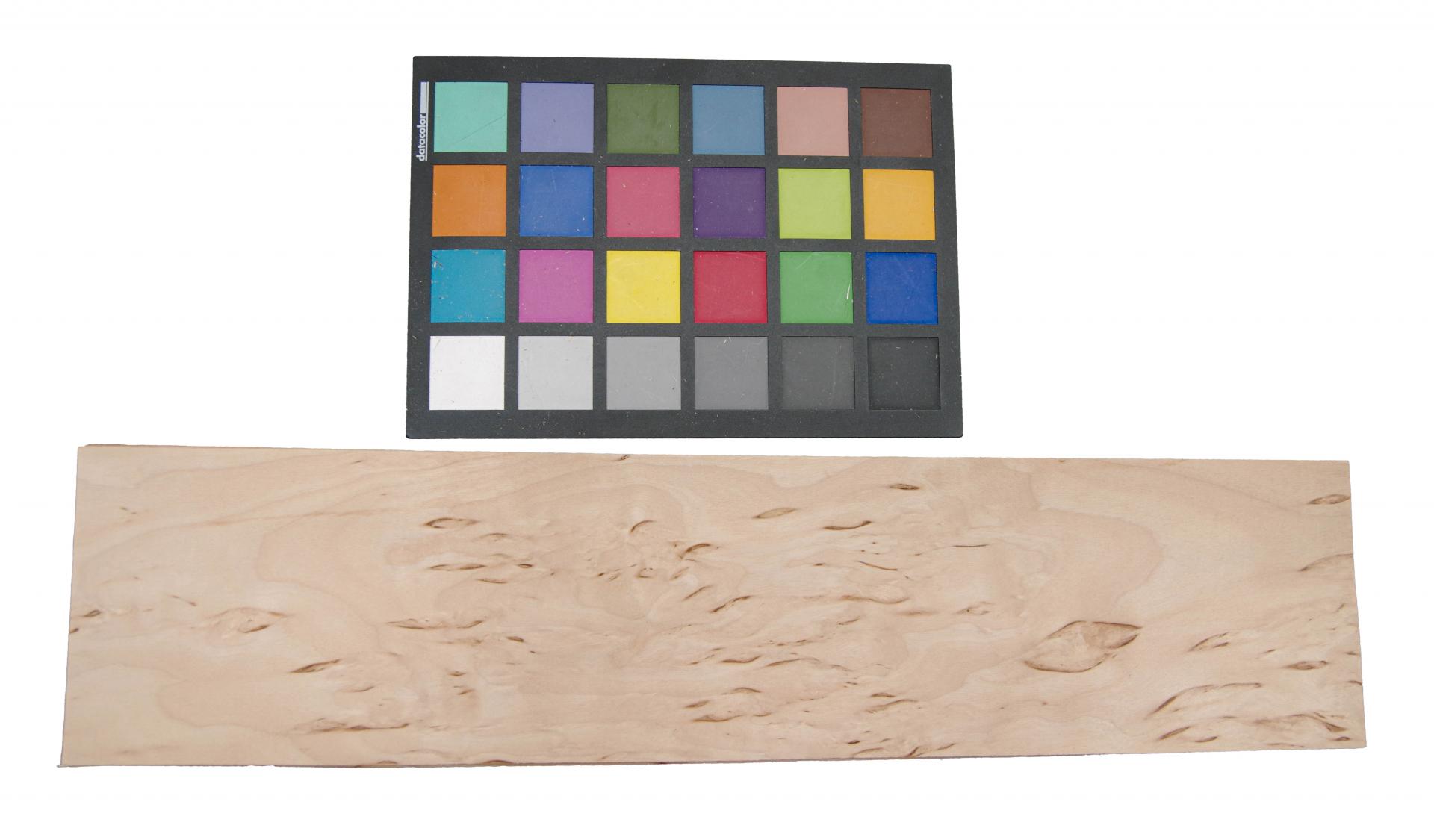 Karelian Birch; Birch Burl, - veneer (0,6mm) - 0,35m² (8pcs. x 44cm x 10cm)