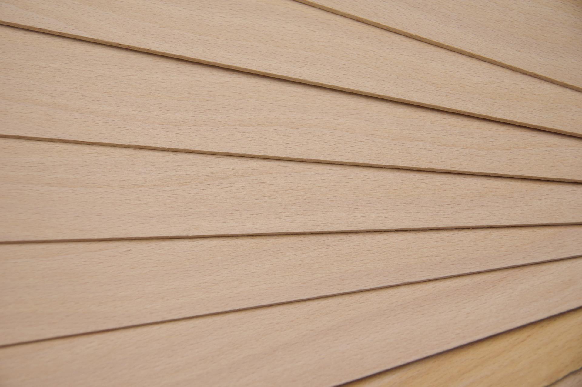 Buche -Furnier (2,4mm) - 0,14m² (8Stk. x 36cm x 5cm)