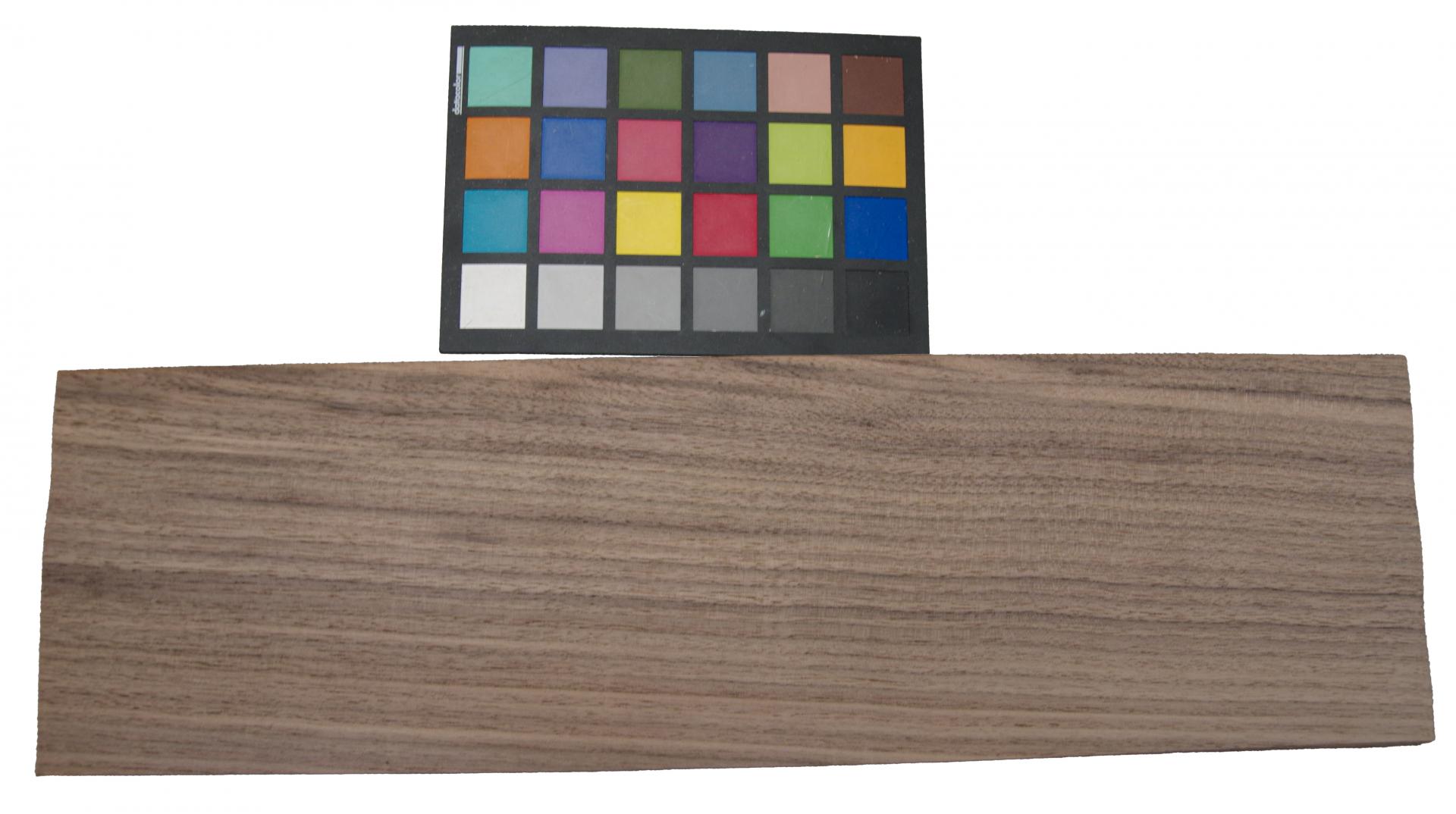 Nussbaum, amerikanischer -Furnier (0,6mm) - 2,16m² (30Stk. x 48cm x 15cm)