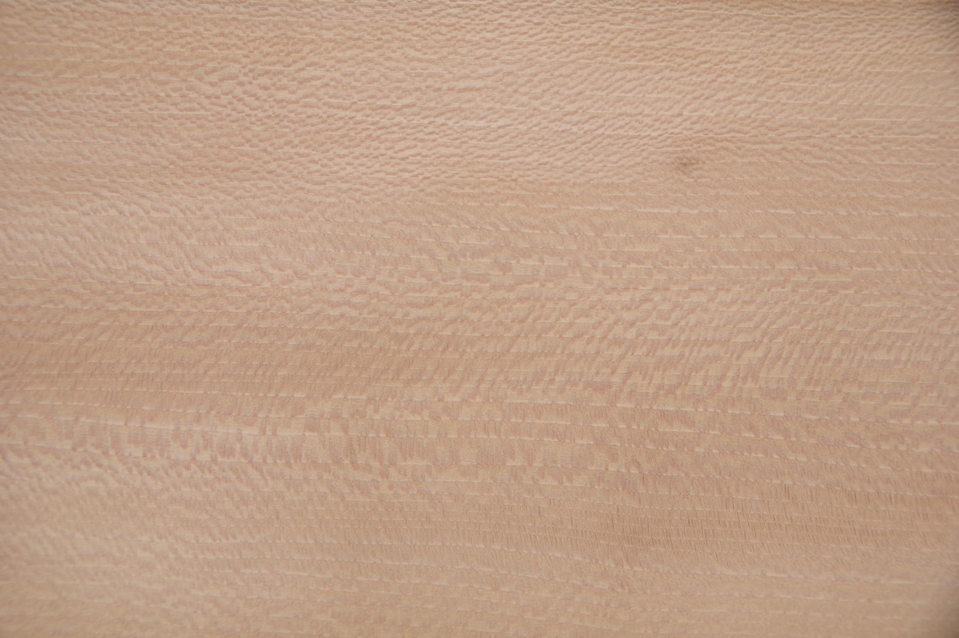 Platane -Furnier (0,6mm) - 17,15m² (32Stk. x 233cm x 23cm)