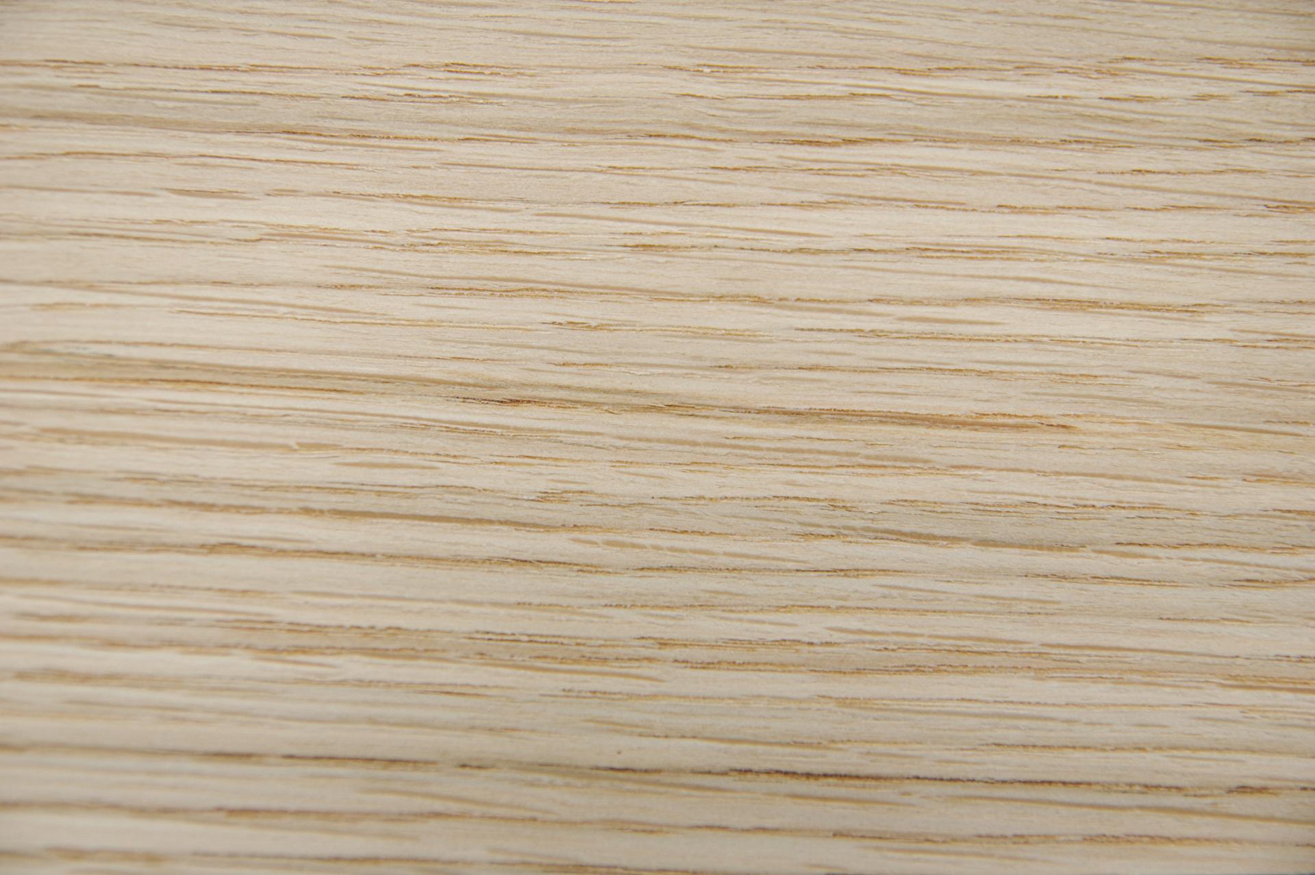 Eiche, europäische -Furnier (0,9mm) - 1,41m² (14Stk. x 134cm x 7,5cm)