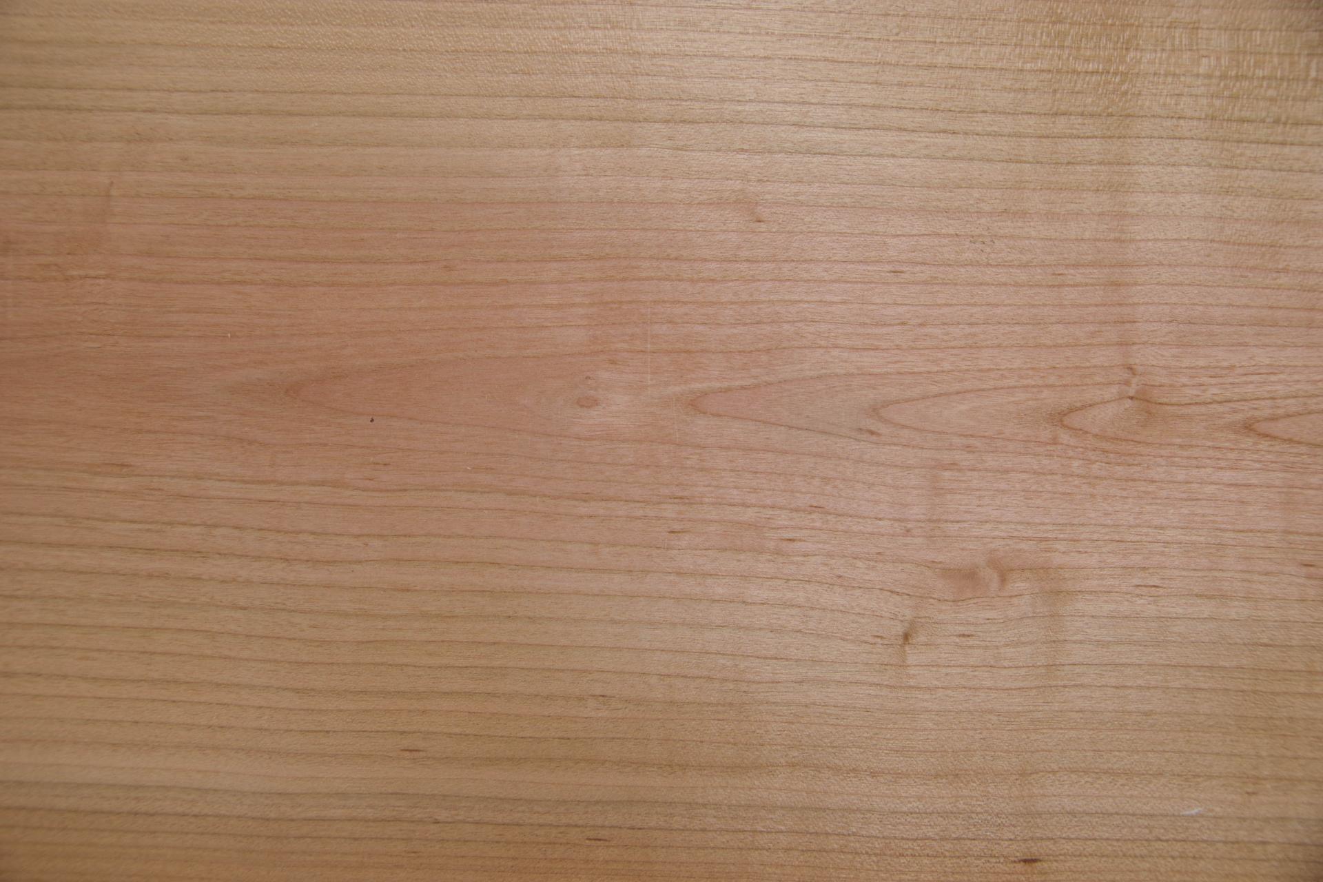 European Cherry, - veneer (0,6mm) - 4,84m² (32pcs. x 56cm x 27cm)