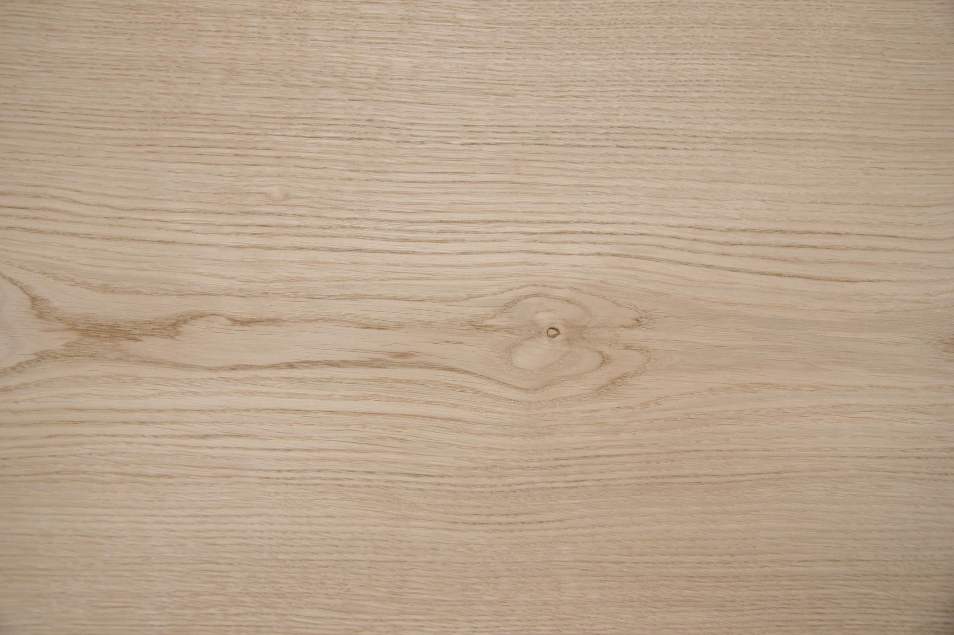 European Oak, - veneer (0,6mm) - 7,73m² (24pcs. x 87cm x 37cm)